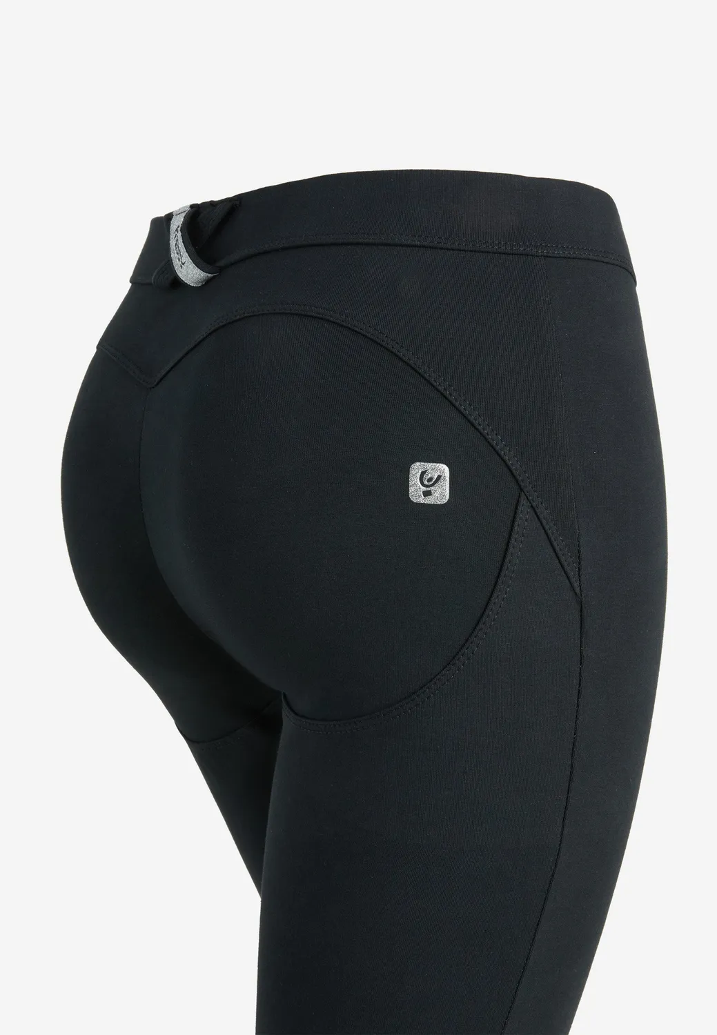 Freddy WR.UP Core Push-Up Leggings Schwarz Bio 7/8