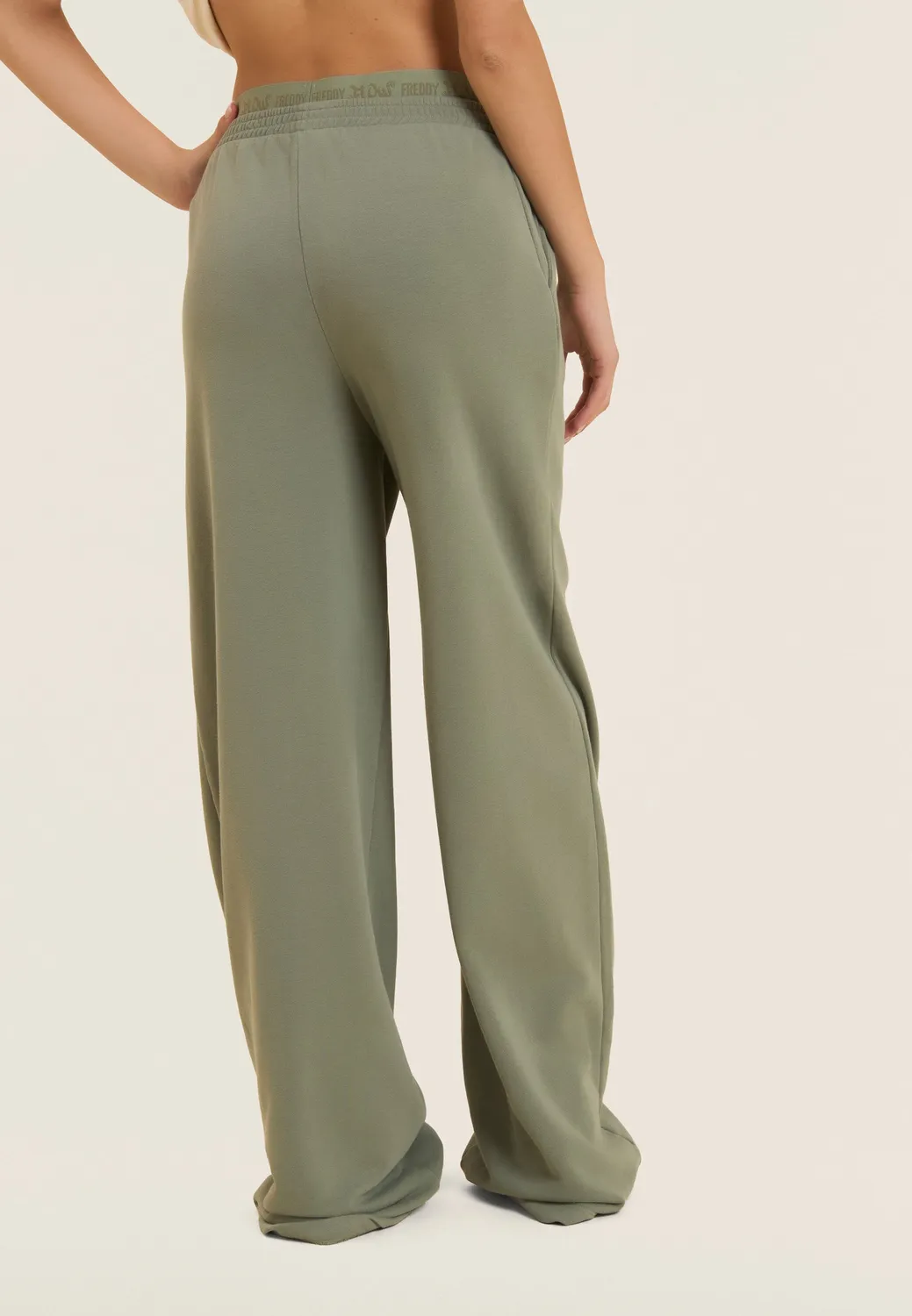 Freddy Flow Oversize Jogginghose Schwarz Wide Leg