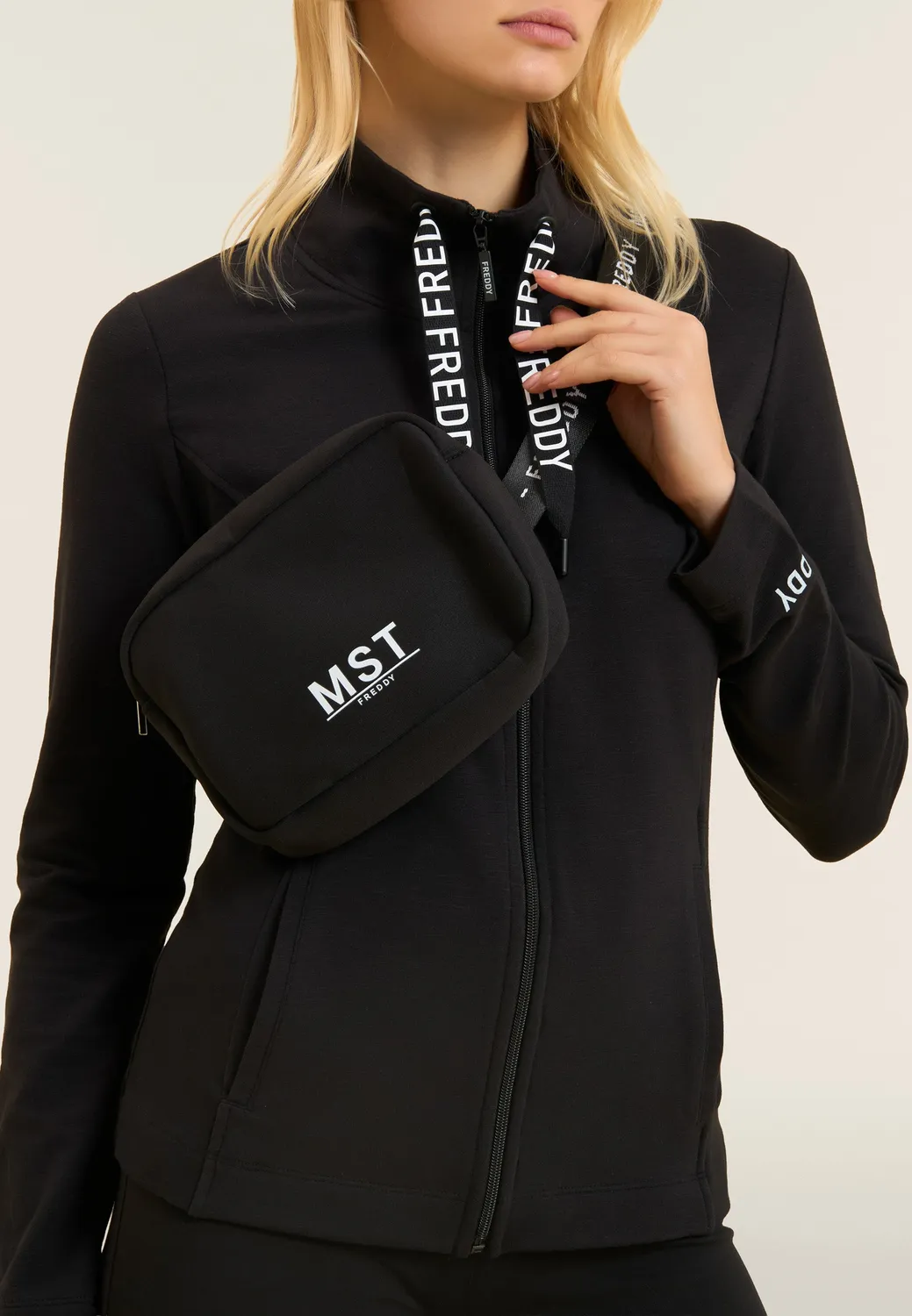 Freddy MST Bauchtasche Neopren schwarz Crossbody