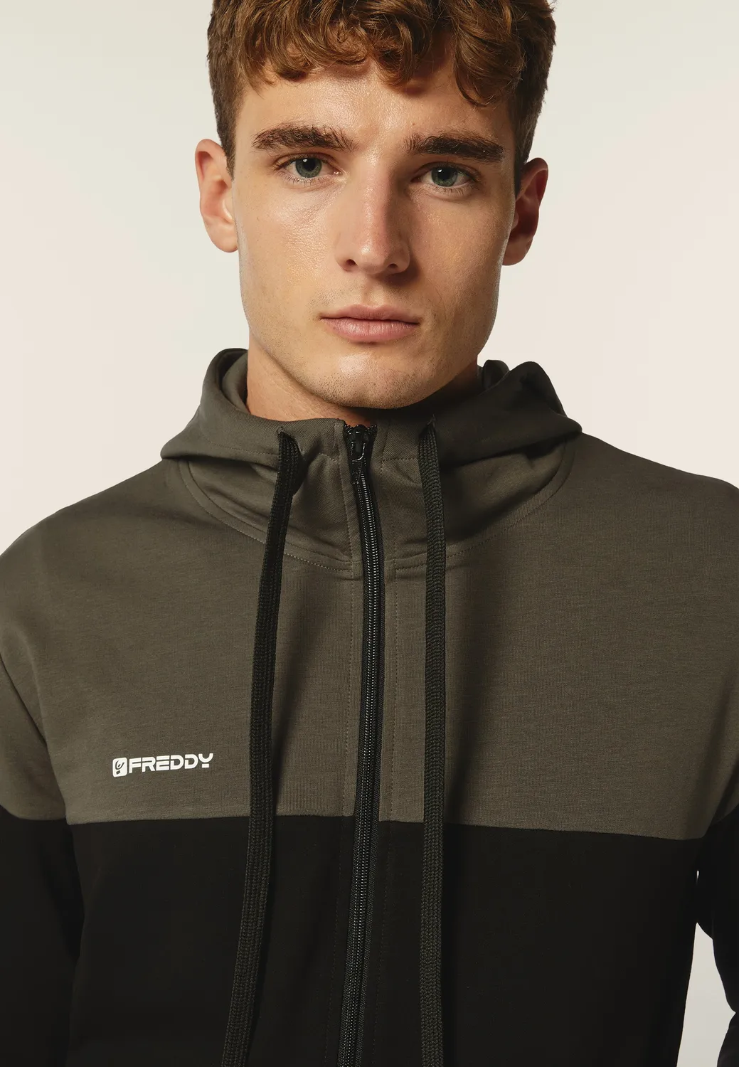 Freddy Move Trainingsanzug mit Kapuze Colorblock