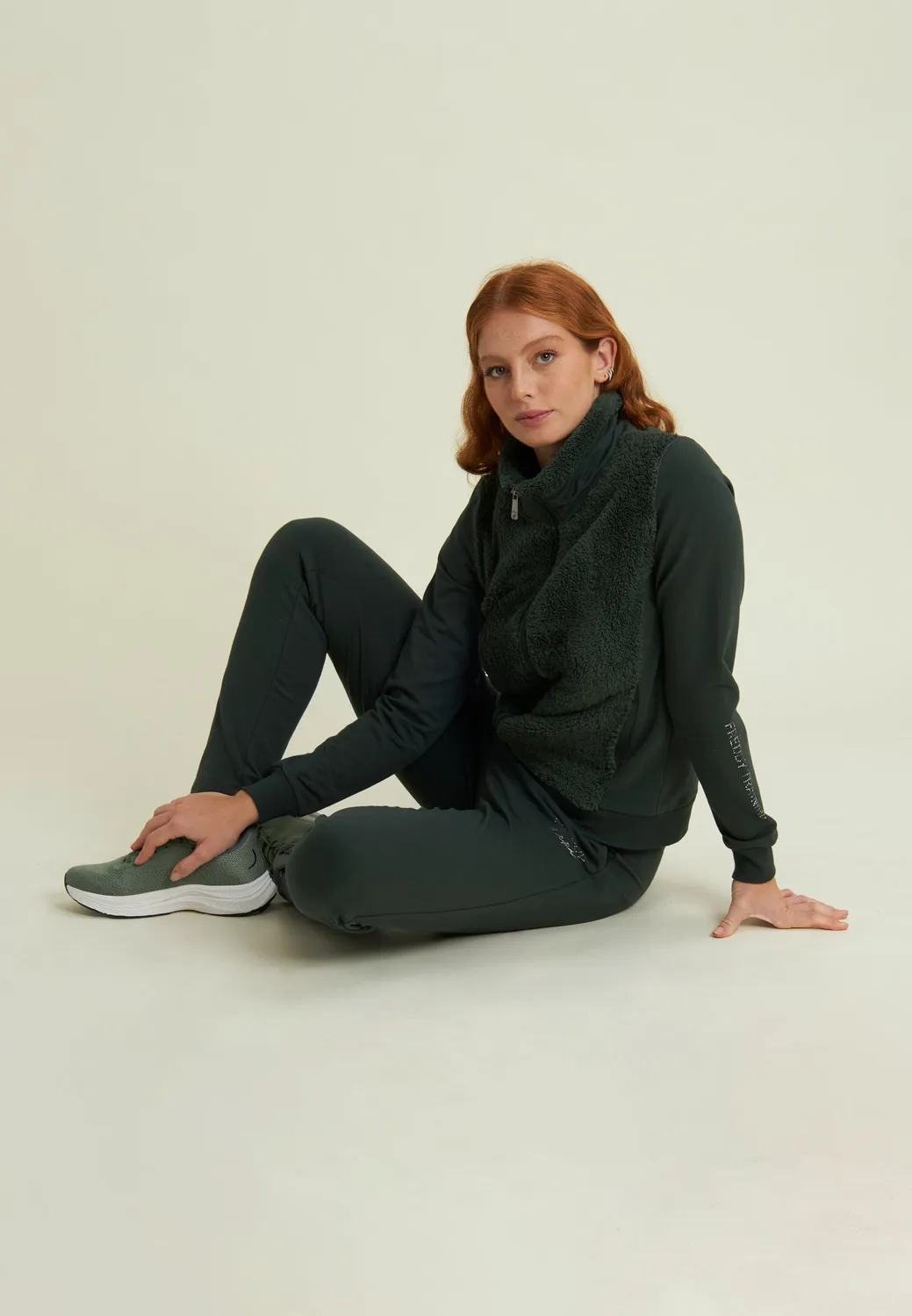 Freddy Sporthose Seitenschlitz regular Turbulence B128 blickdicht