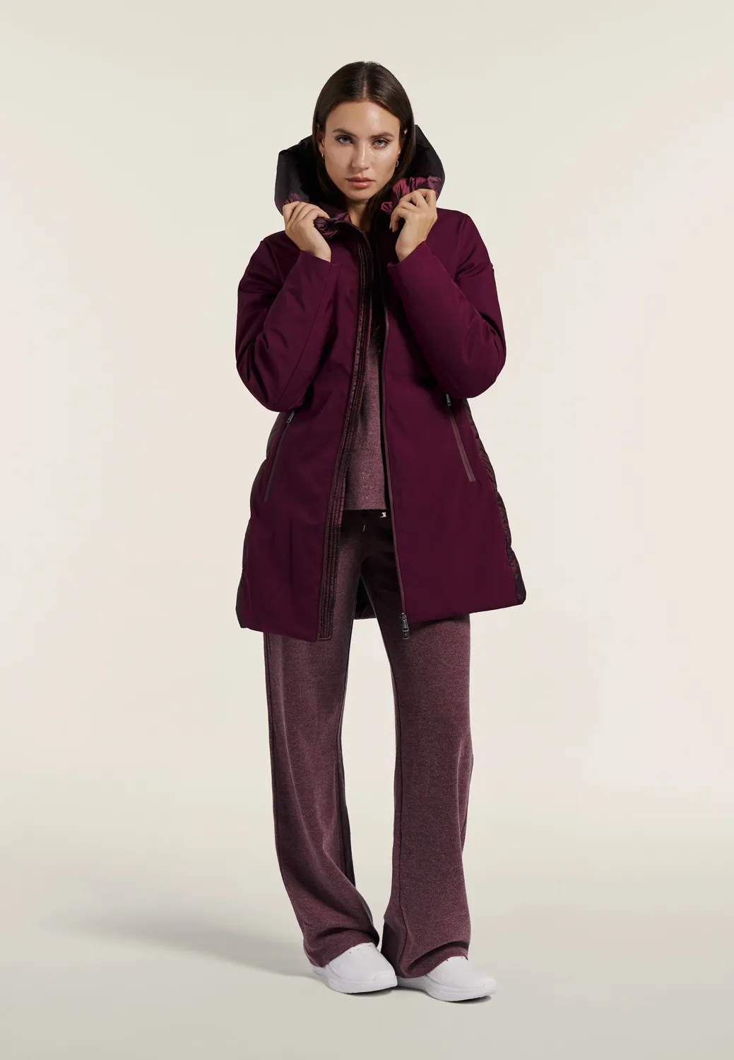 Freddy Softshell Winterjacke Damen mit Kapuze schwarz wattiert