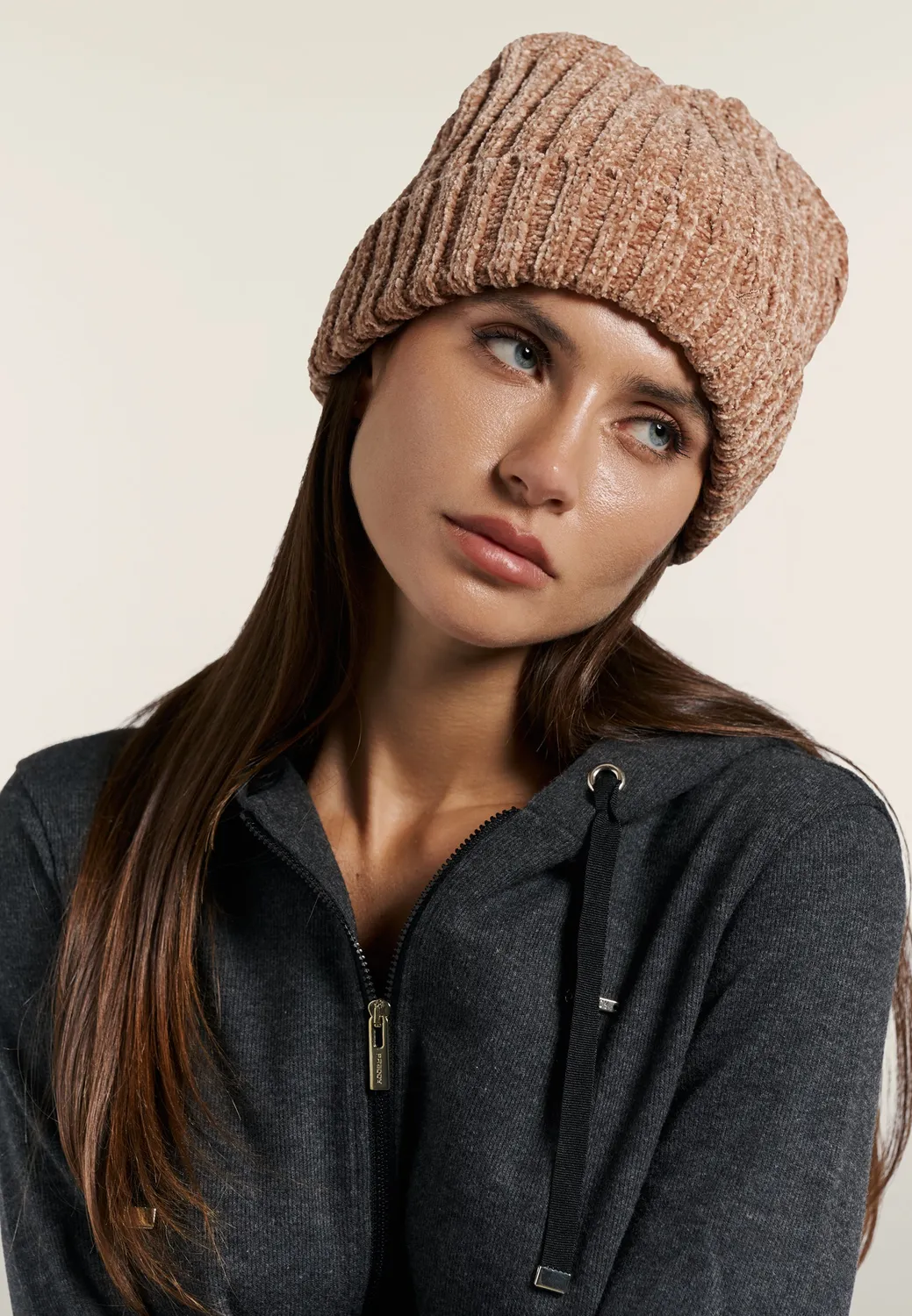 Freddy Beanie Rippstrick Chenille schwarz Damen