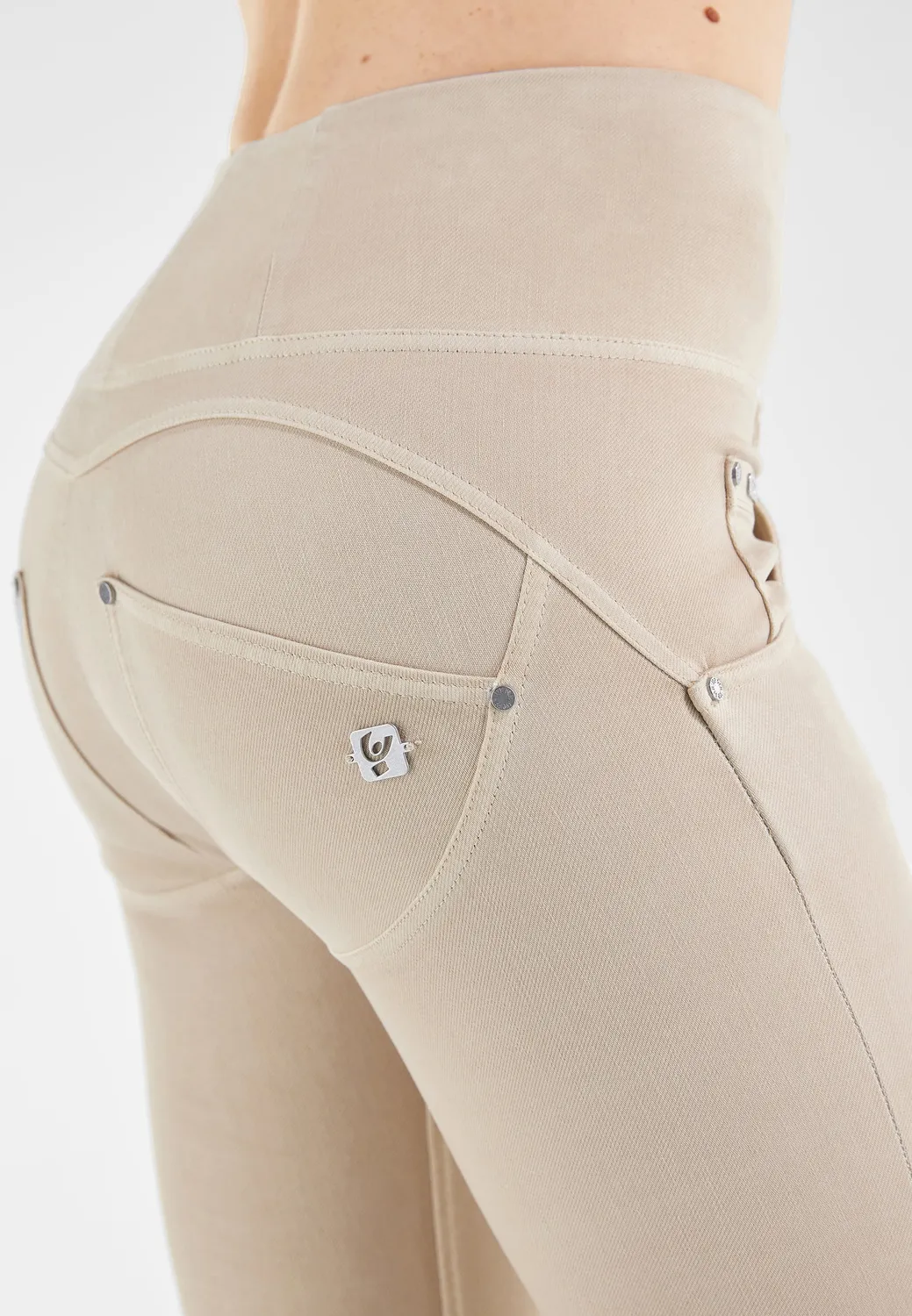 Freddy WR.UP Vita Altissima Push-up Hose Schwarz