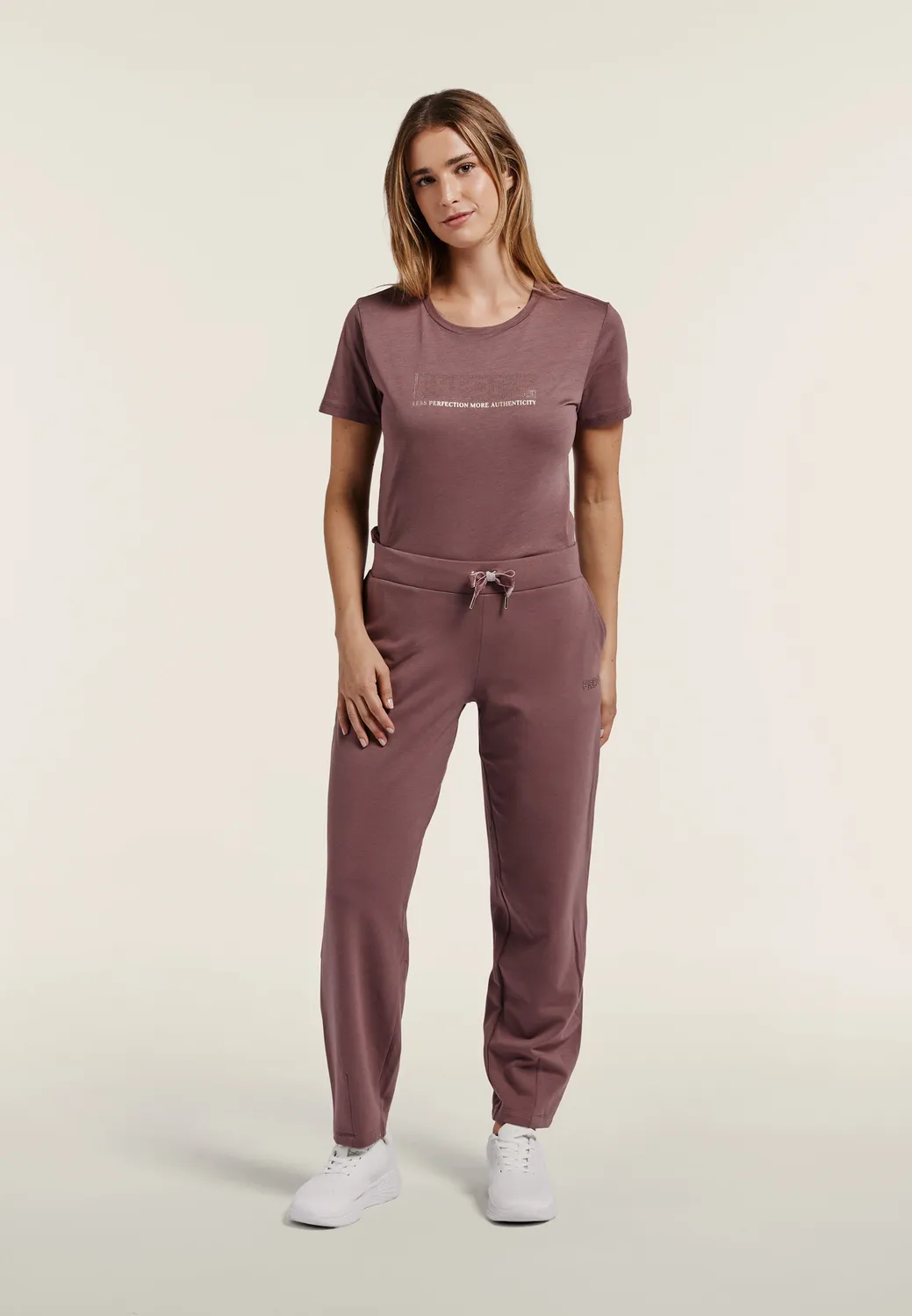 Freddy Damen Sporthose Carrot Fit Schwarz weich