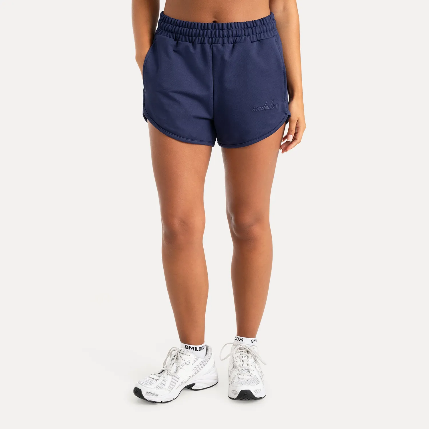 Smilodox Amaze Pro Maruna Shorts Schwarz Regular Fit