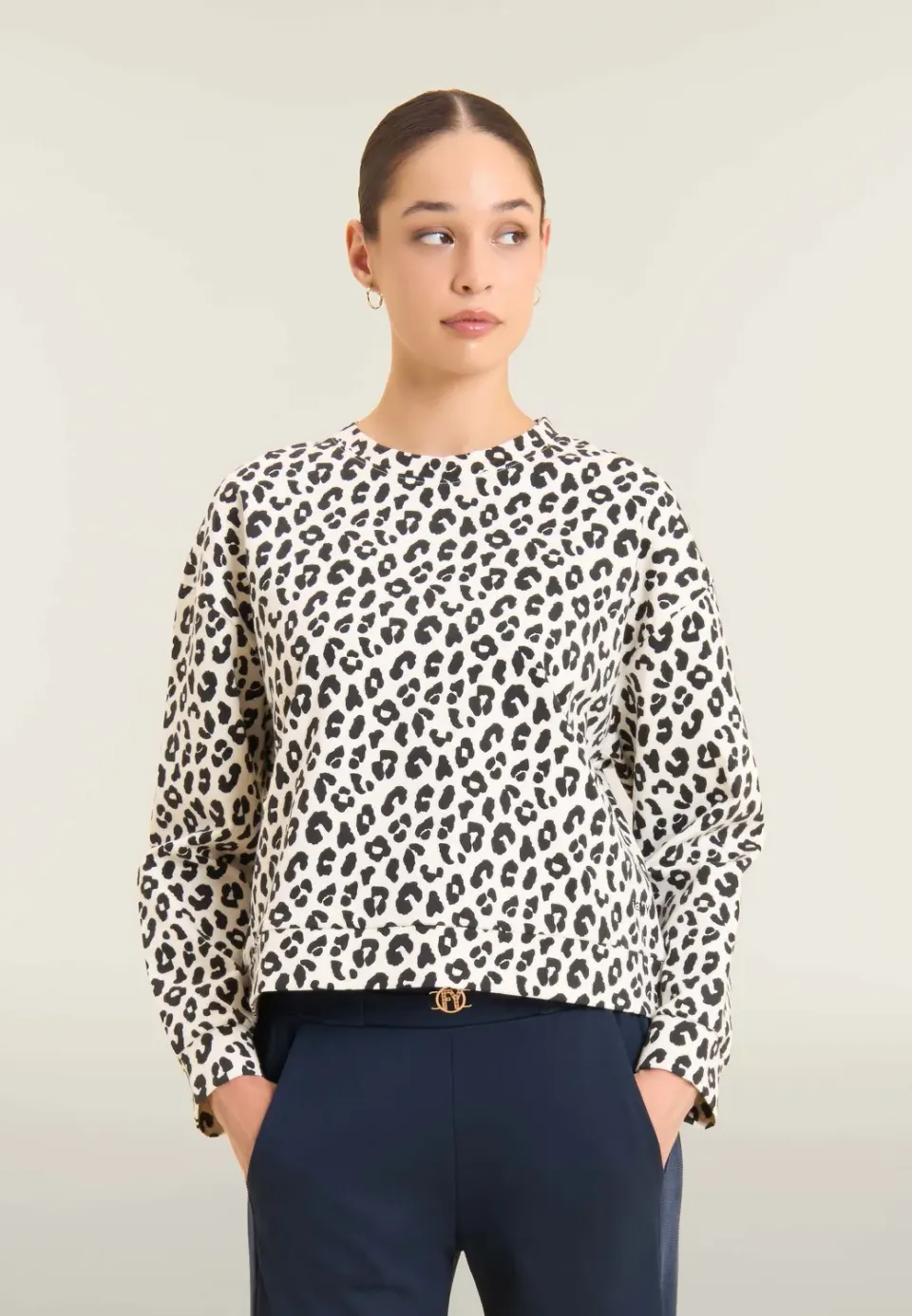 Freddy Leo Sweatshirt Cropped Schwarz Gardenia