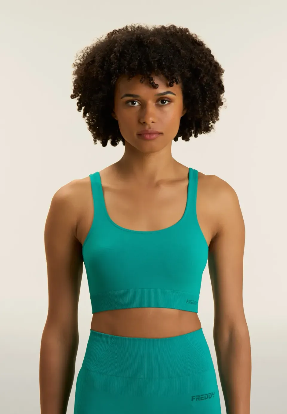 Freddy Seamless Sporttop Ocean Cavern mittlerer Halt Ripp-Bund