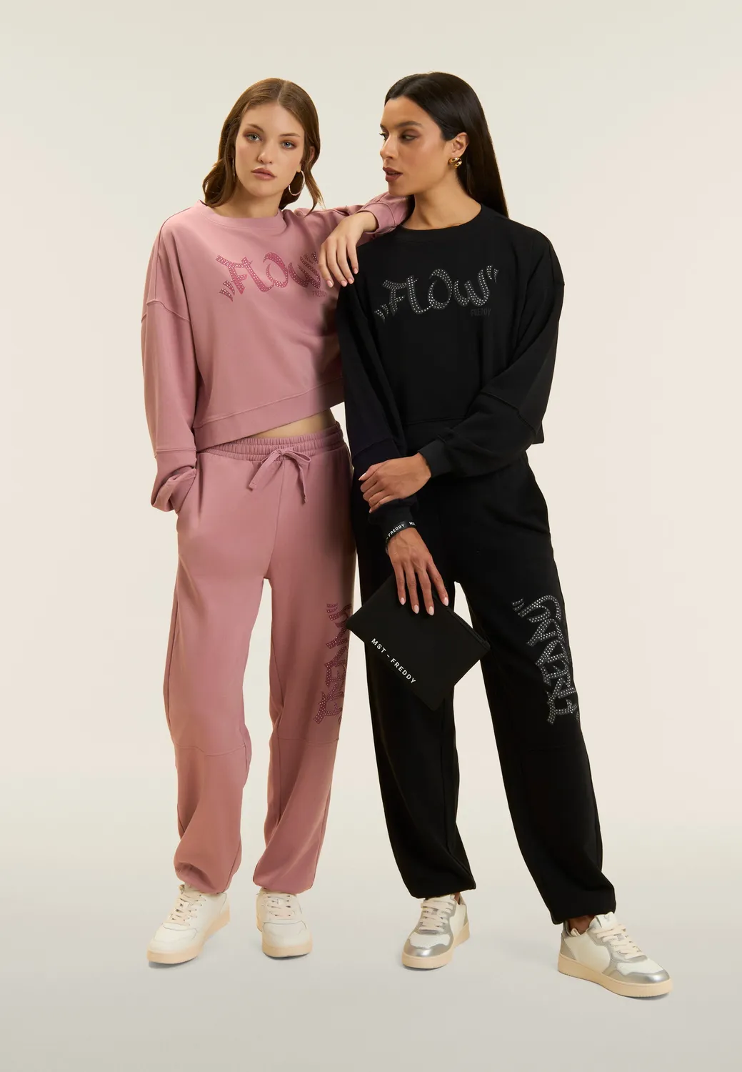 Freddy Flow Cropped Sweatshirt Nero Nieten oversize