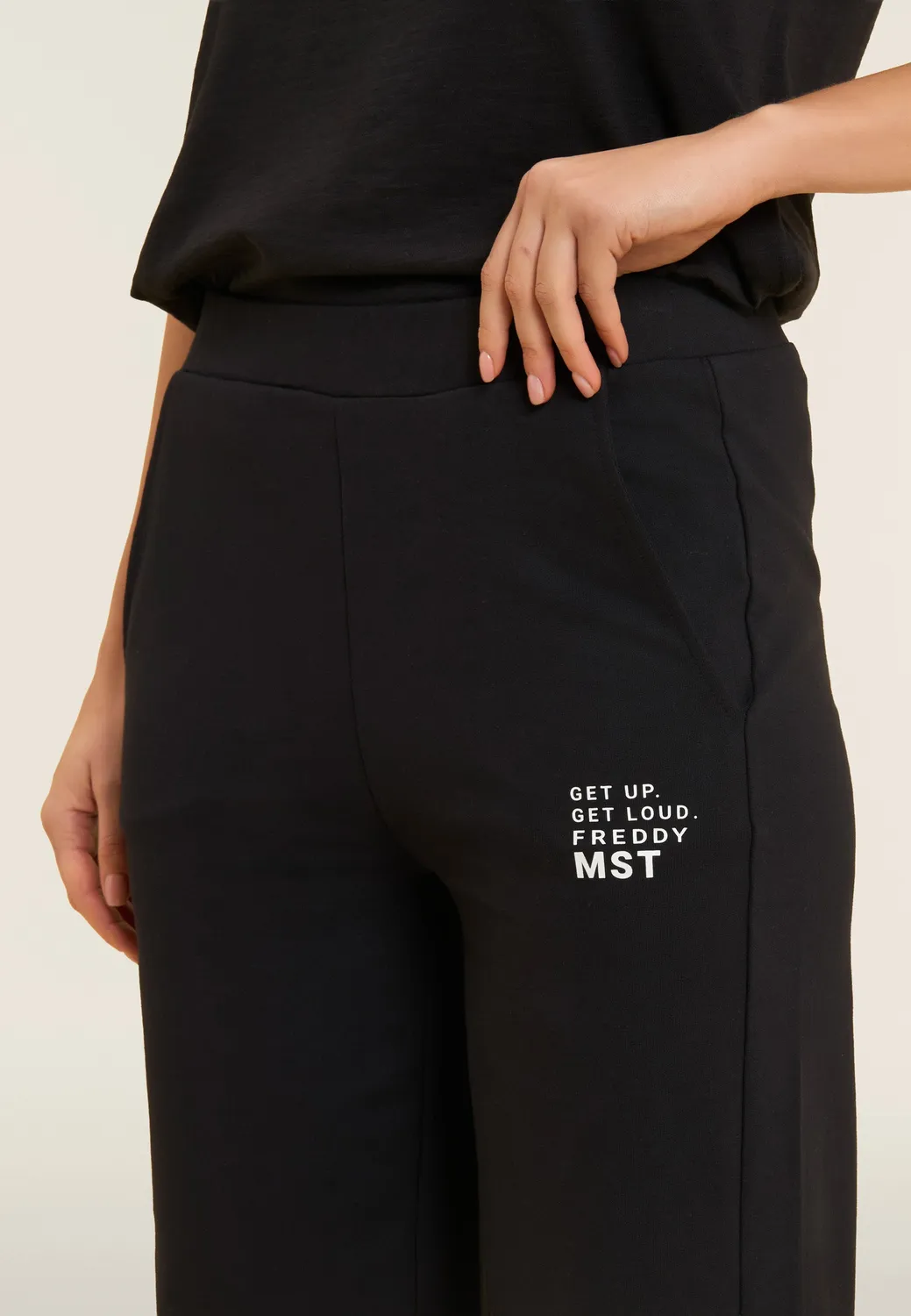 Freddy Wide Leg Sporthose Damen Schwarz Cropped
