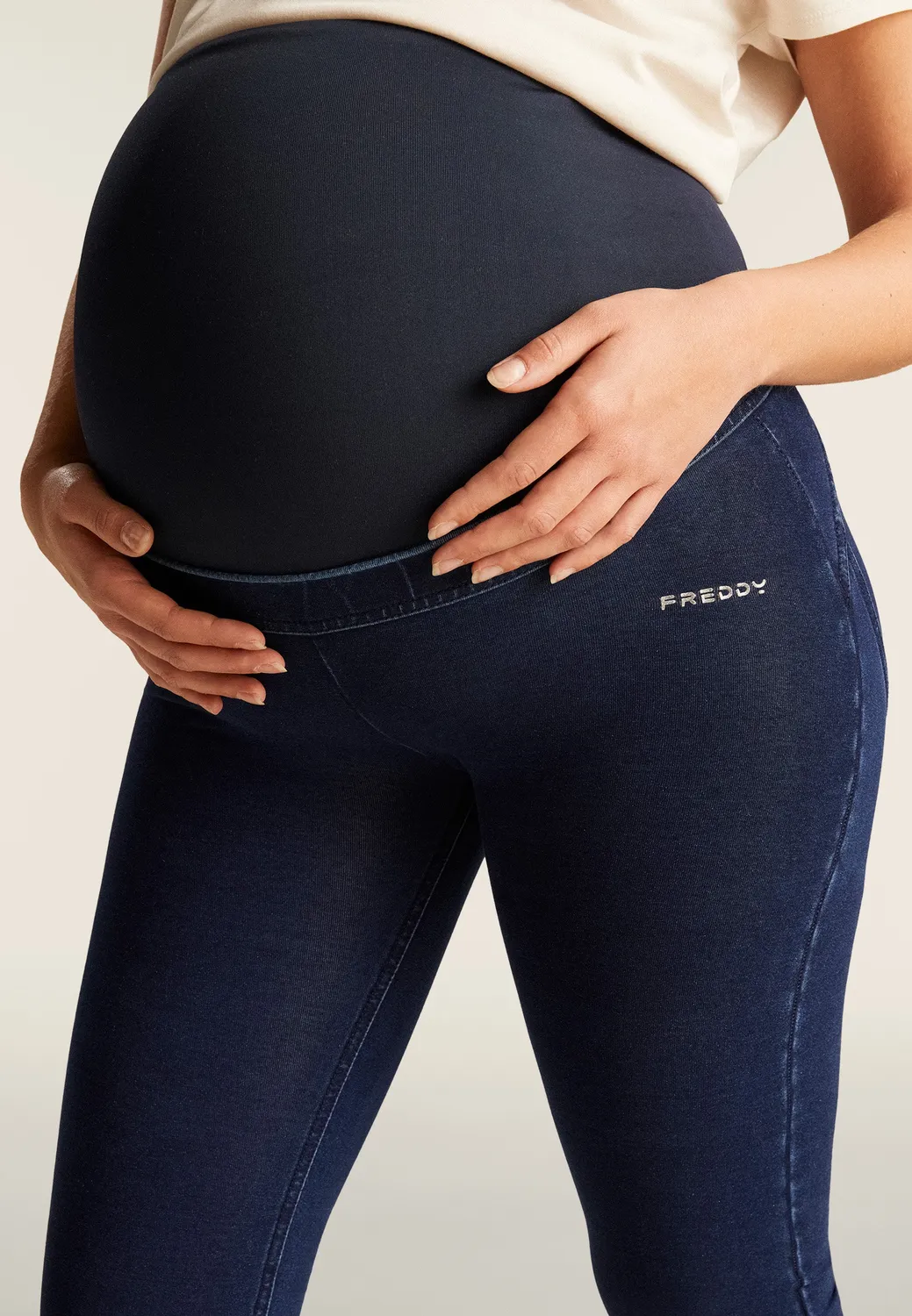Freddy WR.UP Core Umstands-Jeggings Dark Jeans Jersey