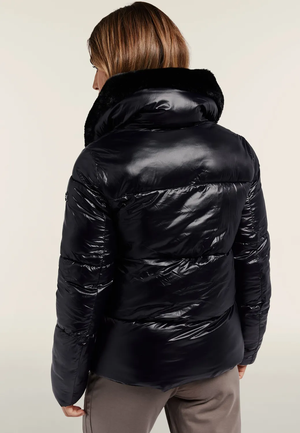 Freddy Trapuntato Shimmer Steppjacke Damen Schwarz Fellkragen