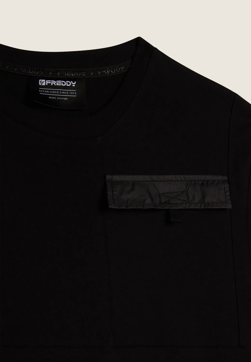 Freddy T-Shirt Herren Brusttasche Black Regular