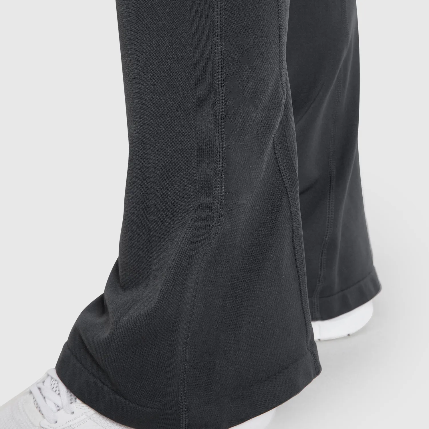Smilodox Cetrina Aylin Scrunch Schlaghose Schwarz Flare