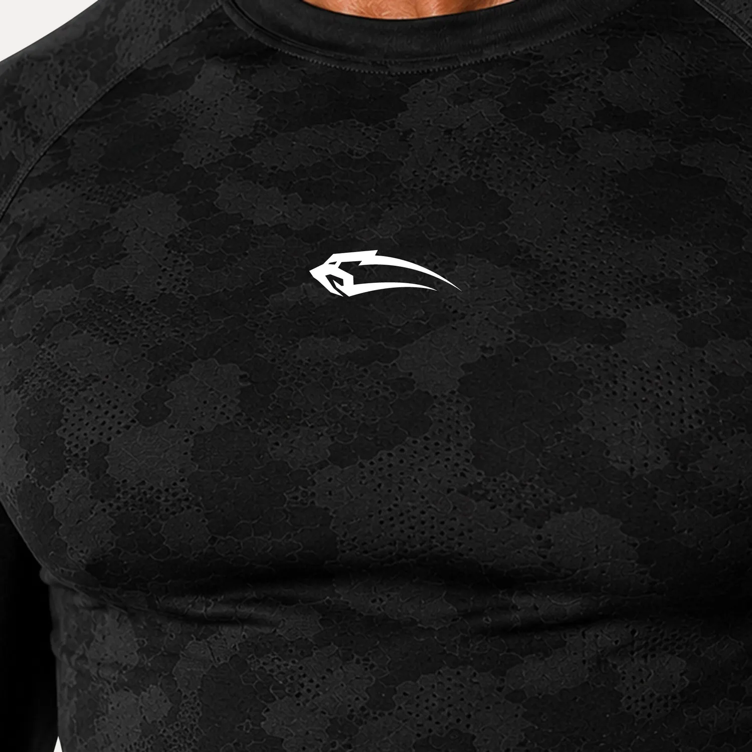 Smilodox Varek Kompression Longsleeve Herren Camo