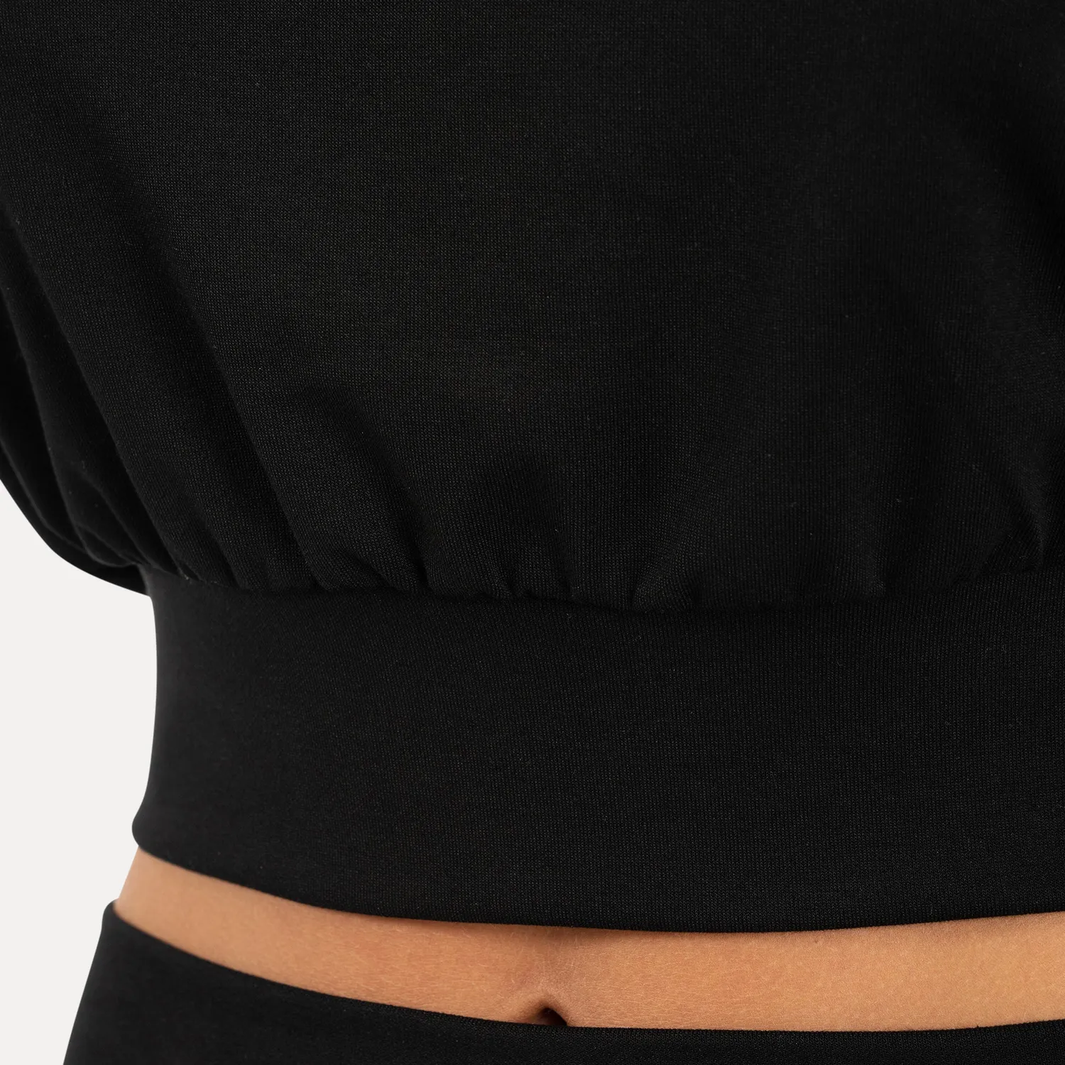 Smilodox Lunara Jorina Crop-Shirt Schwarz Loose Fit