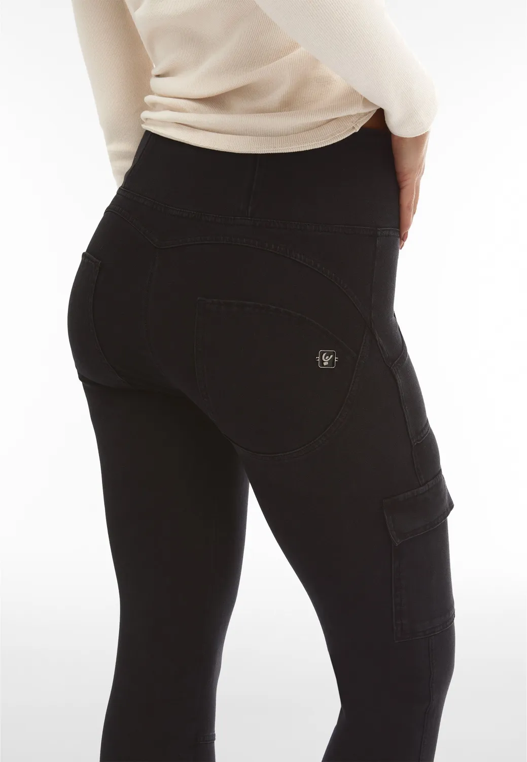 Freddy WR.UP Cargo Jeggings 7/8 Schwarz Push-up
