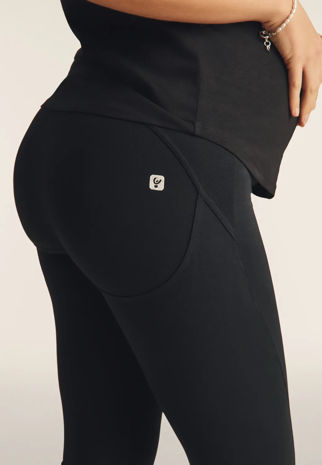 Freddy WR.UP Core Maternity Jeggings Schwarz Bio-Baumwolle