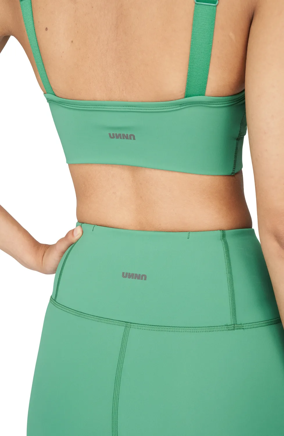 UNNA Good Place Shorts Radtight Pine Green Taschen