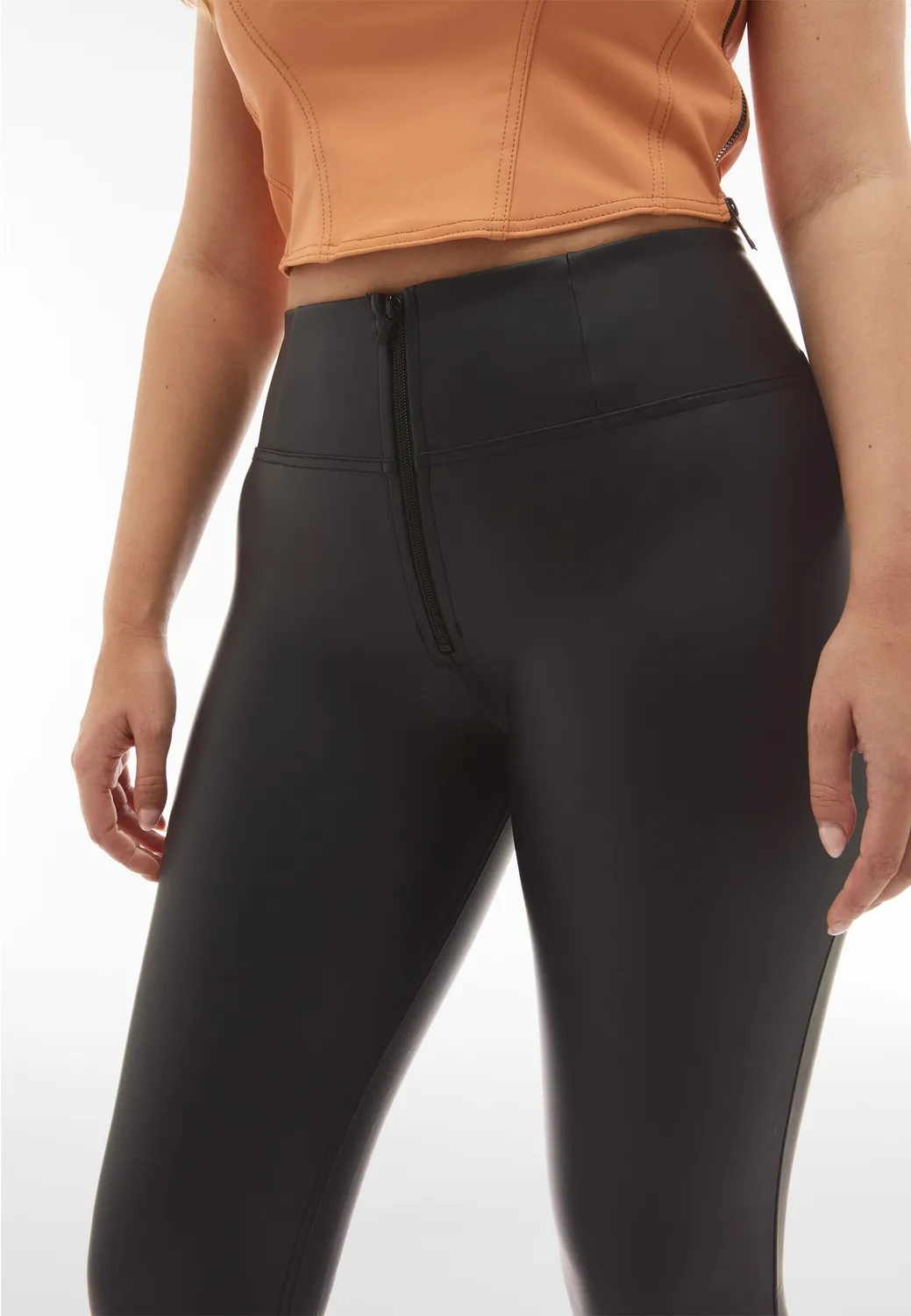 Freddy WR.UP 7/8 Push-up Leggings Kunstleder schwarz