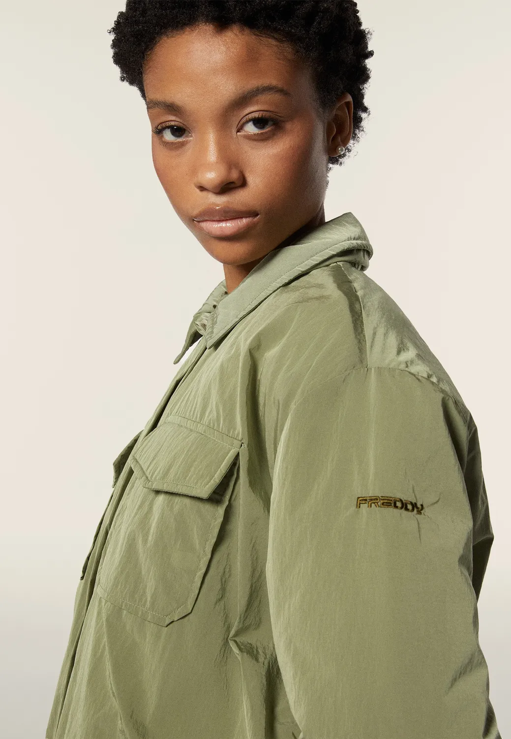 Freddy Oversize Stepp-Hemdjacke Oil Green Nylon