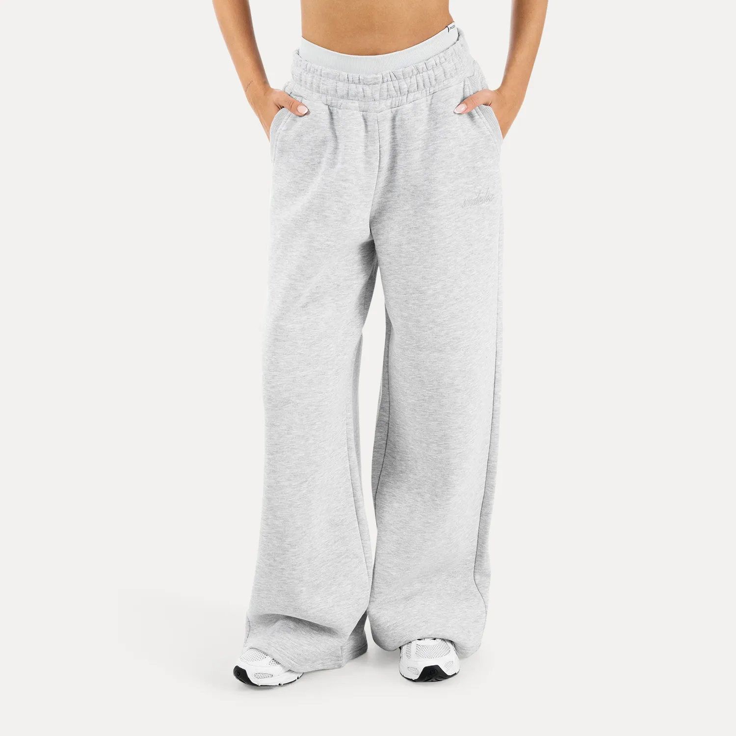 Smilodox Thalea Jogginghose Damen Oversize weites Bein