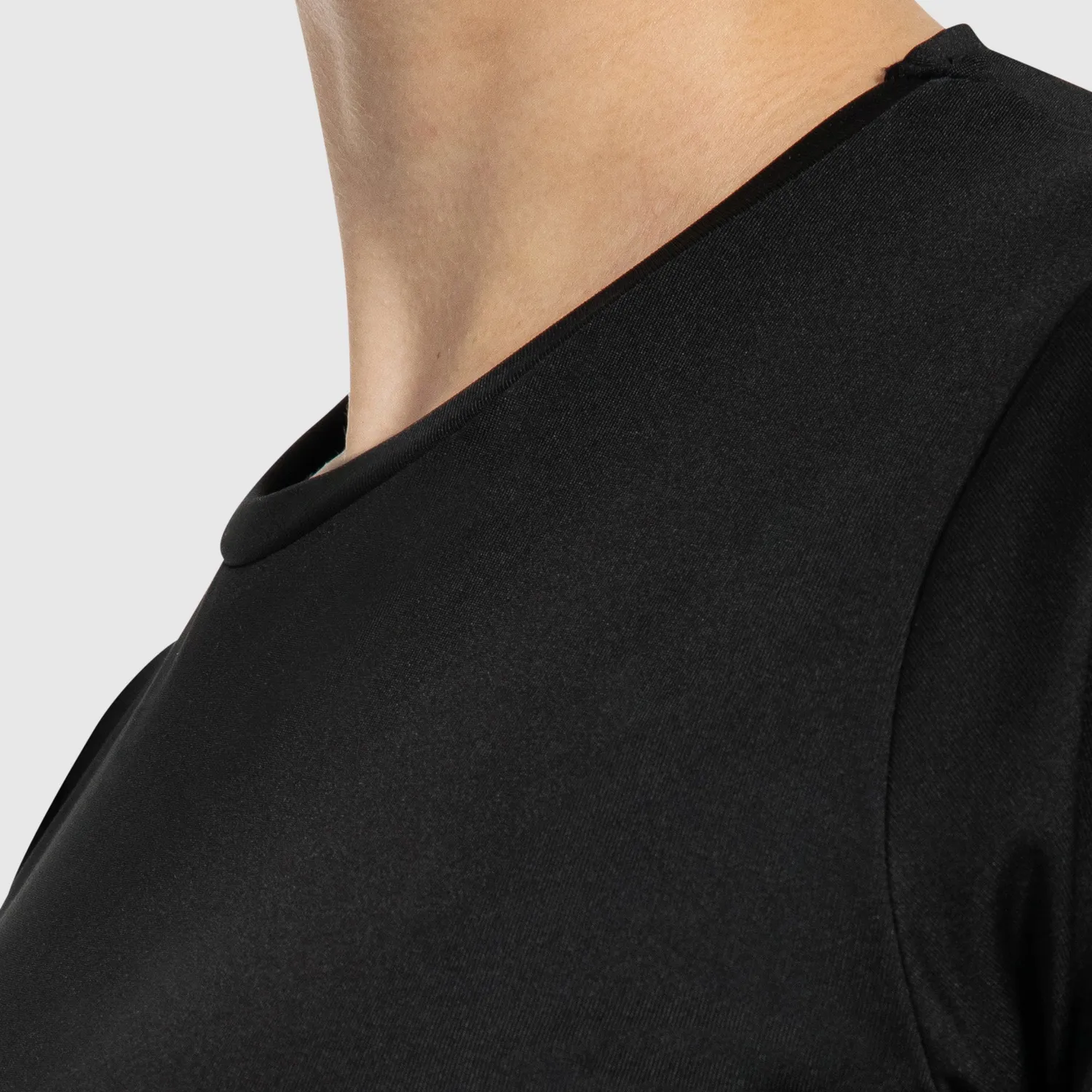 Smilodox Tisha Longsleeve Damen Schwarz Cropped