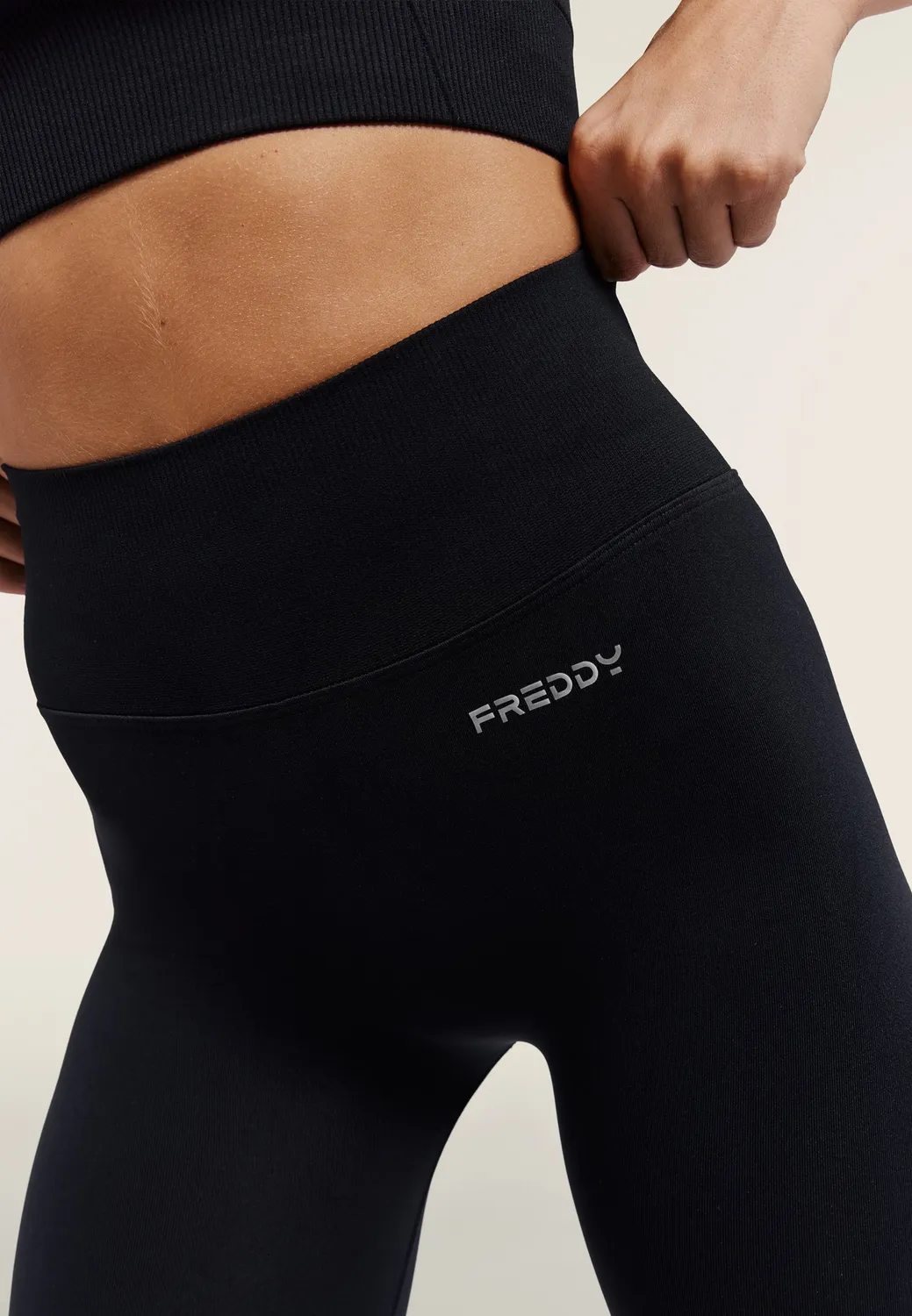 Freddy No Slide 7/8 Sportleggings Schwarz-Silber extremer Bund