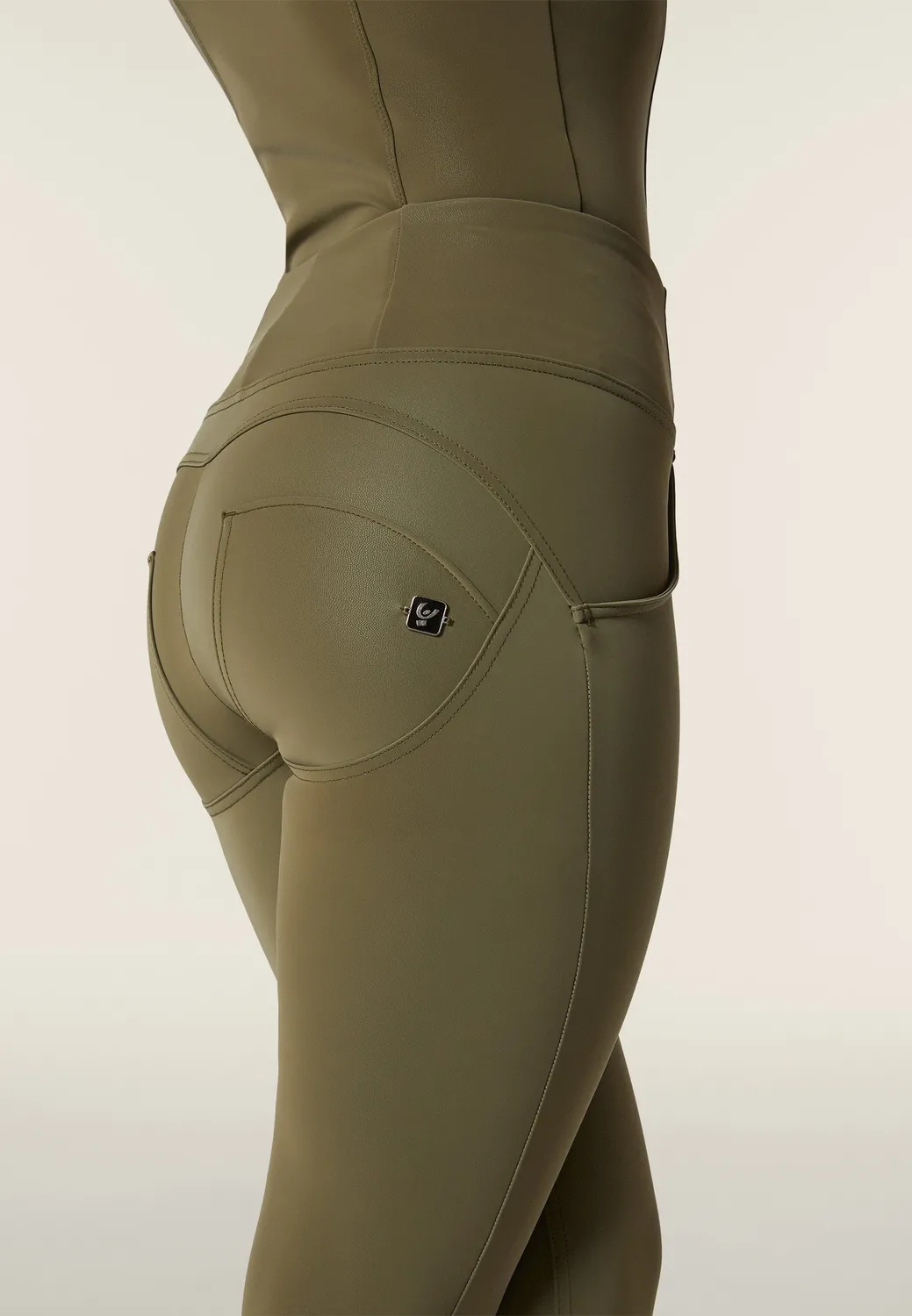 Freddy WR.UP High Waist Kunstleder Leggings Nero glänzend