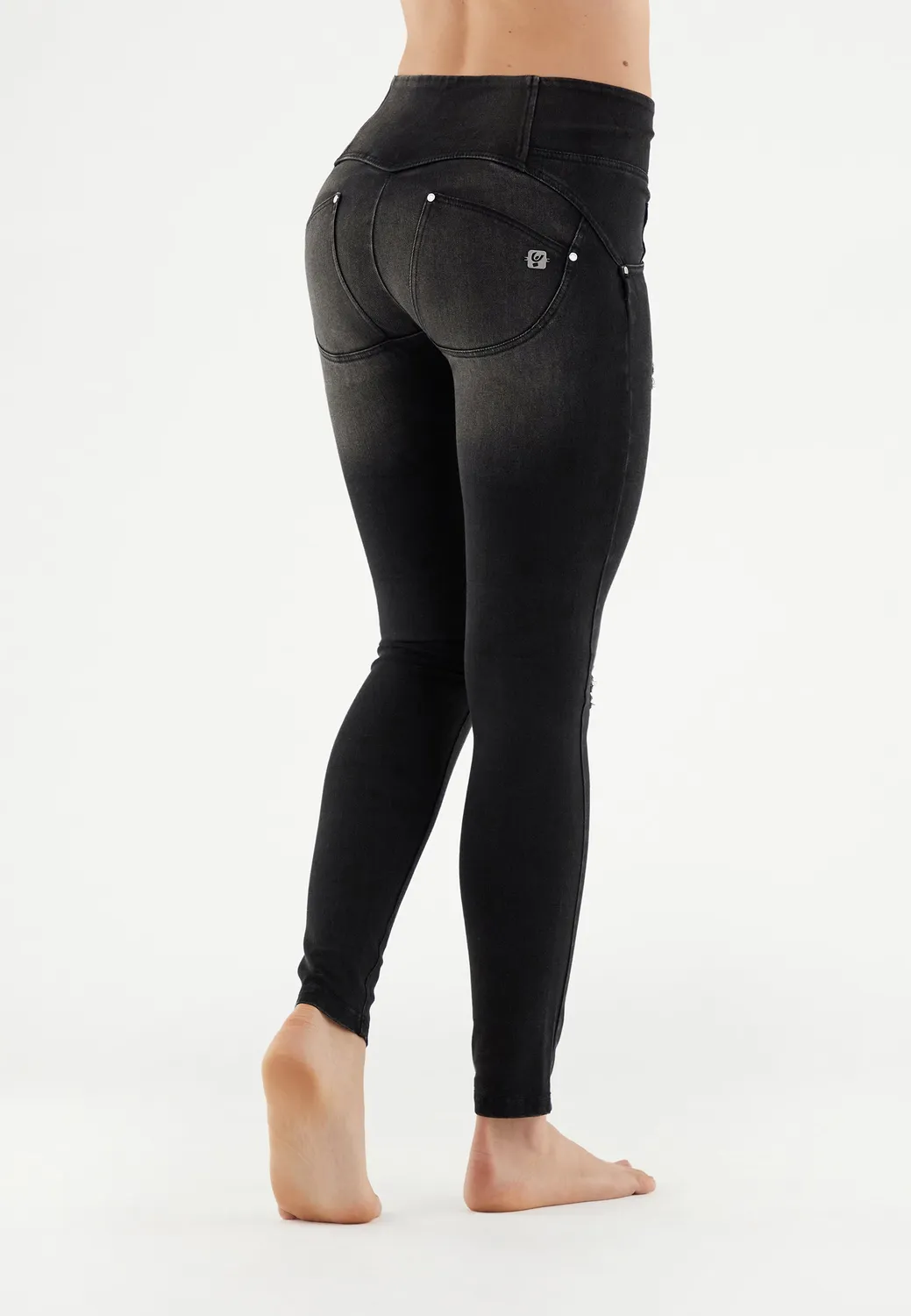 Freddy WR.UP Vita Media Jeans mit Rissen