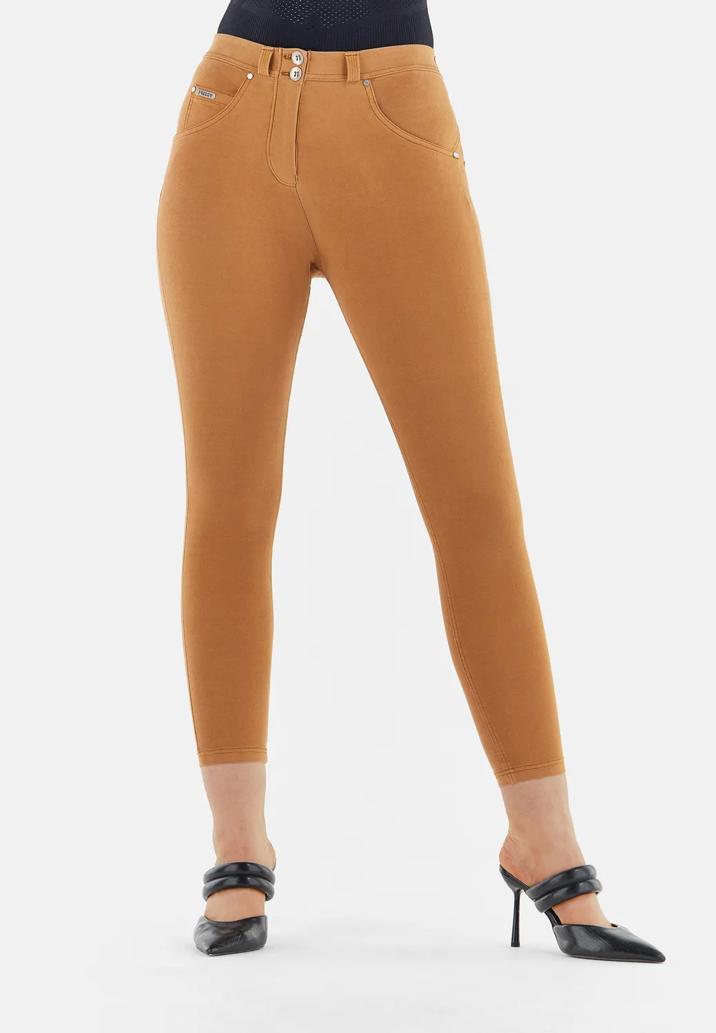 Freddy WR.UP Curvy Hose Sugar Almond Öko-Twill