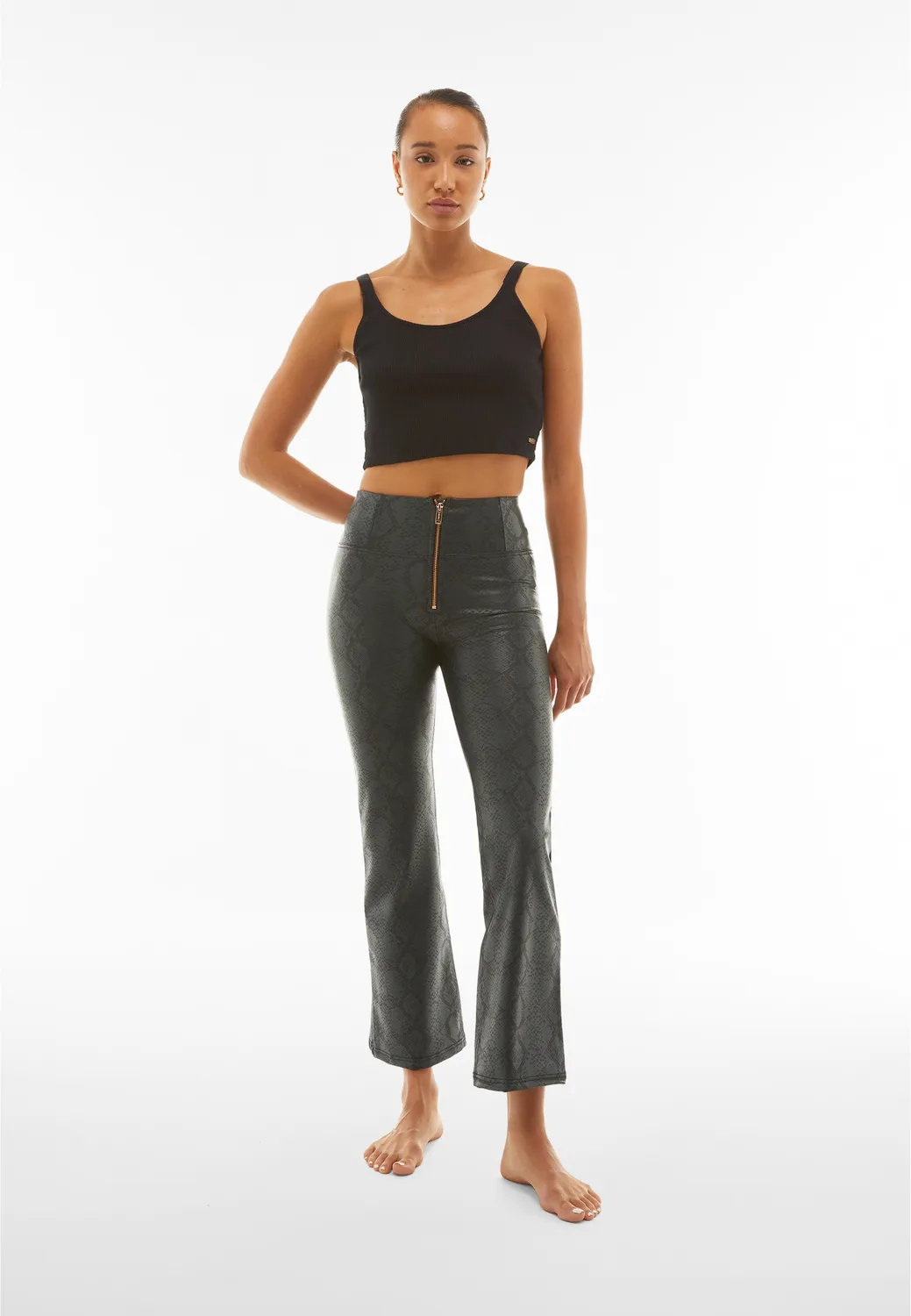 Freddy WR.UP Snake Flare Cropped Kunstlederhose Blue Push-up