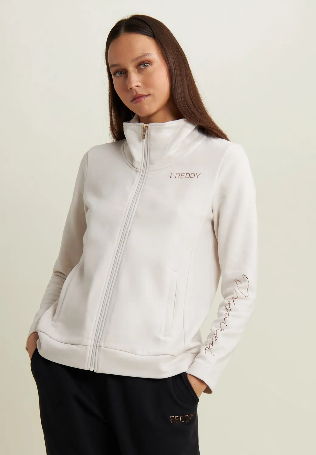 Freddy Inspired Heart Trainingsanzug Schwarz mit Strass