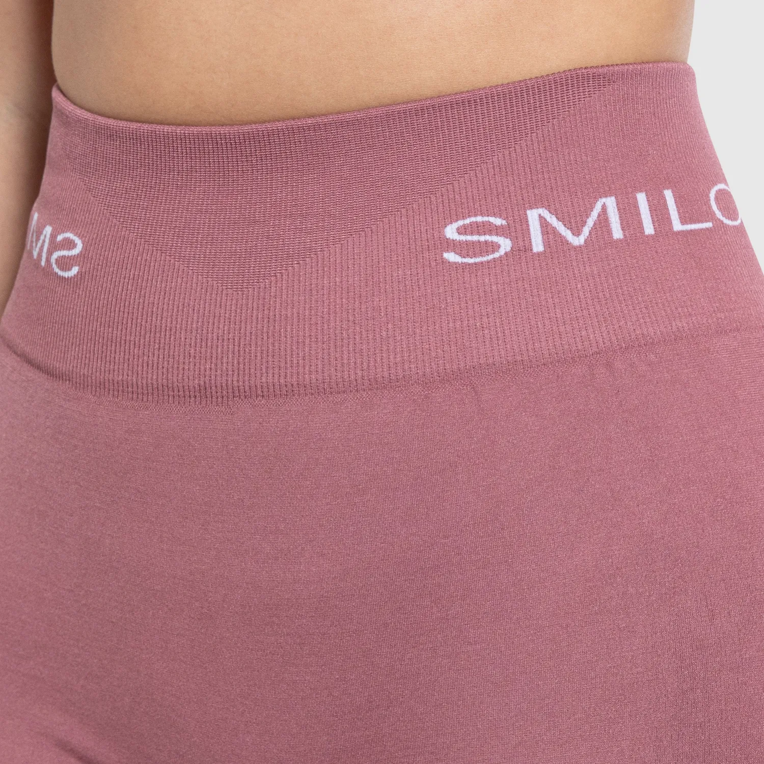 Smilodox Cetrina Scrunch Azura Shorts Damen Schwarz