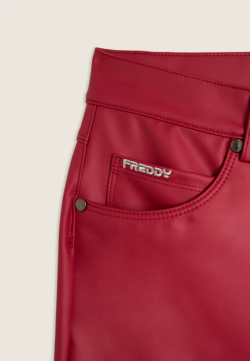 Freddy Flare Hose Kunstleder Schwarz Regular schlank
