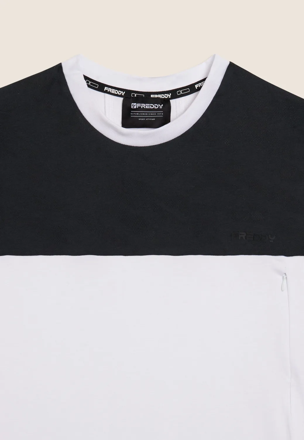 Freddy T-Shirt Weiß Print Reissverschlusstasche Baumwolle