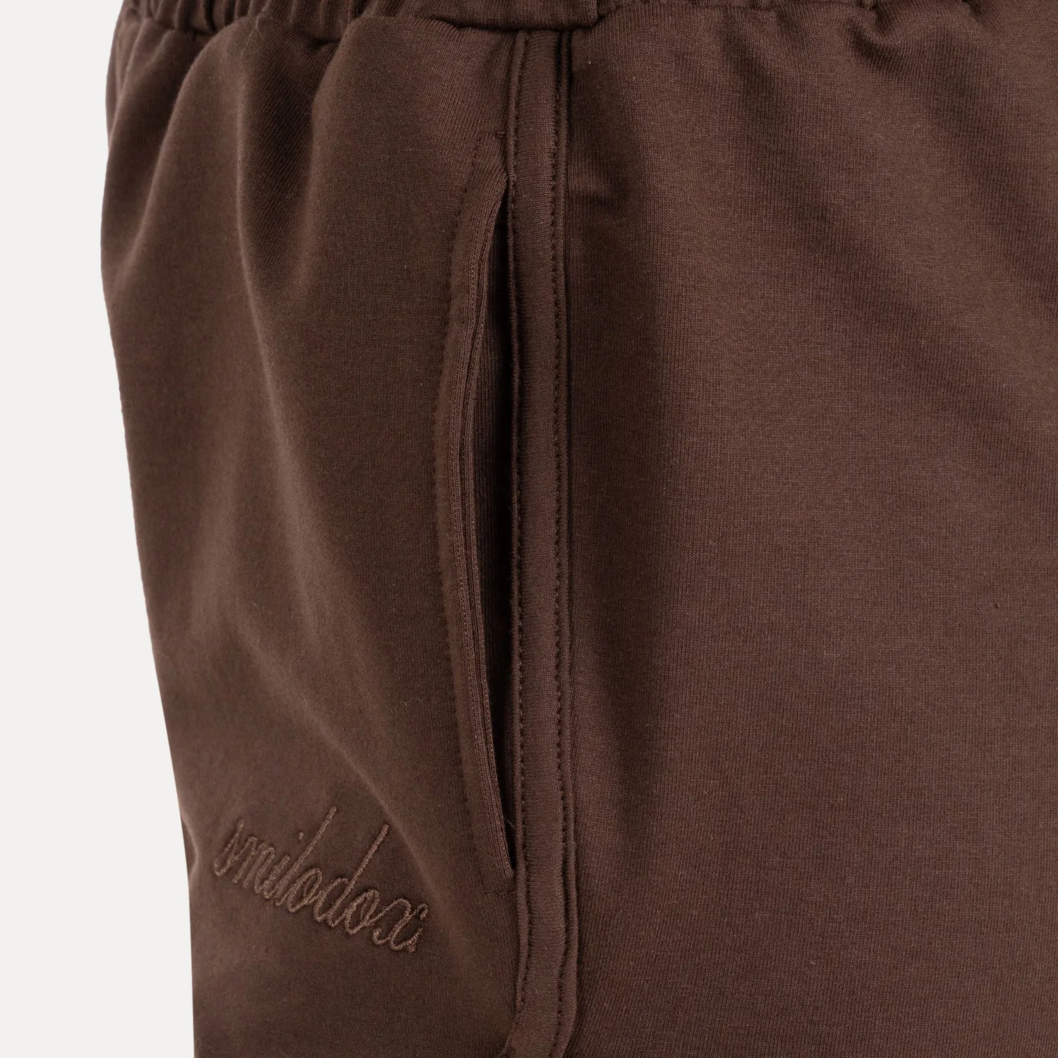 Smilodox Amaze Pro Maruna Shorts Schwarz Regular Fit