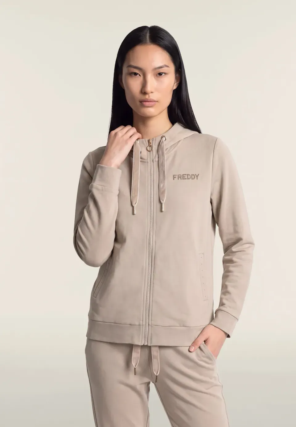 Freddy Damen Hoodie Full-Zip regular schwarz mit Spalt