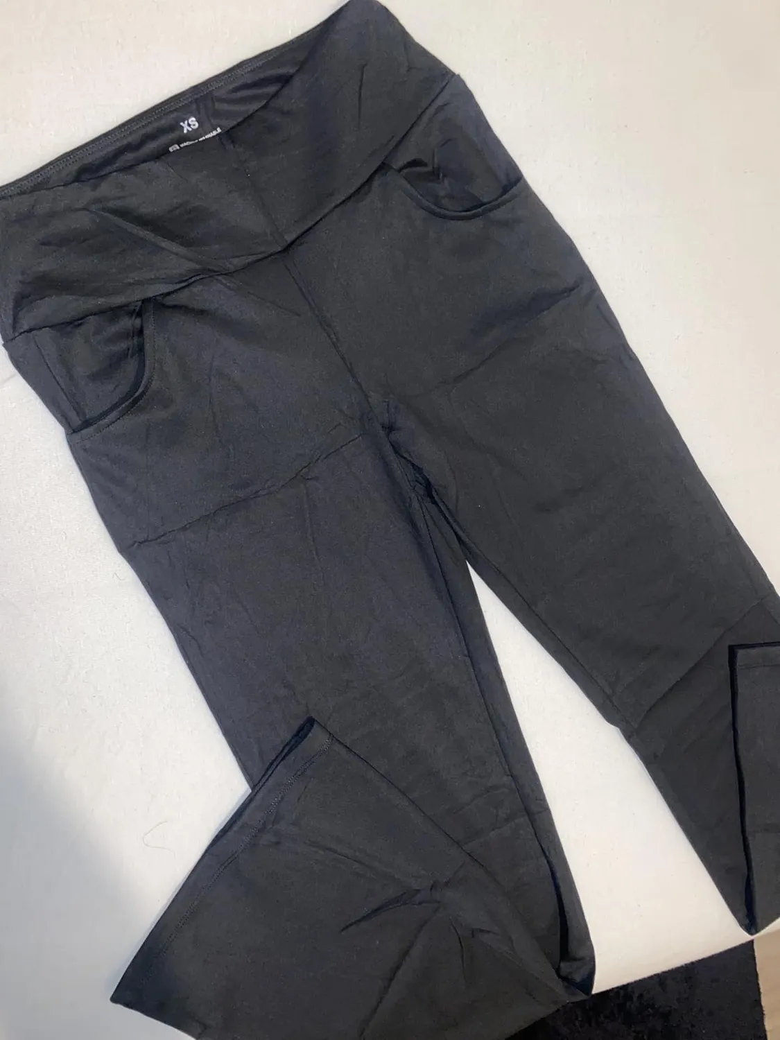 SINOPHANT Yogahose Flared High Waist Schwarz mit Taschen
