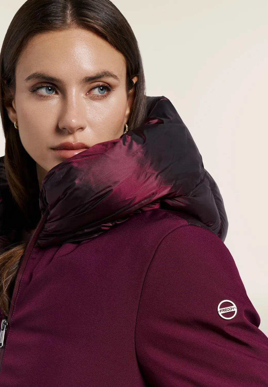 Freddy Softshell Winterjacke Damen mit Kapuze schwarz wattiert