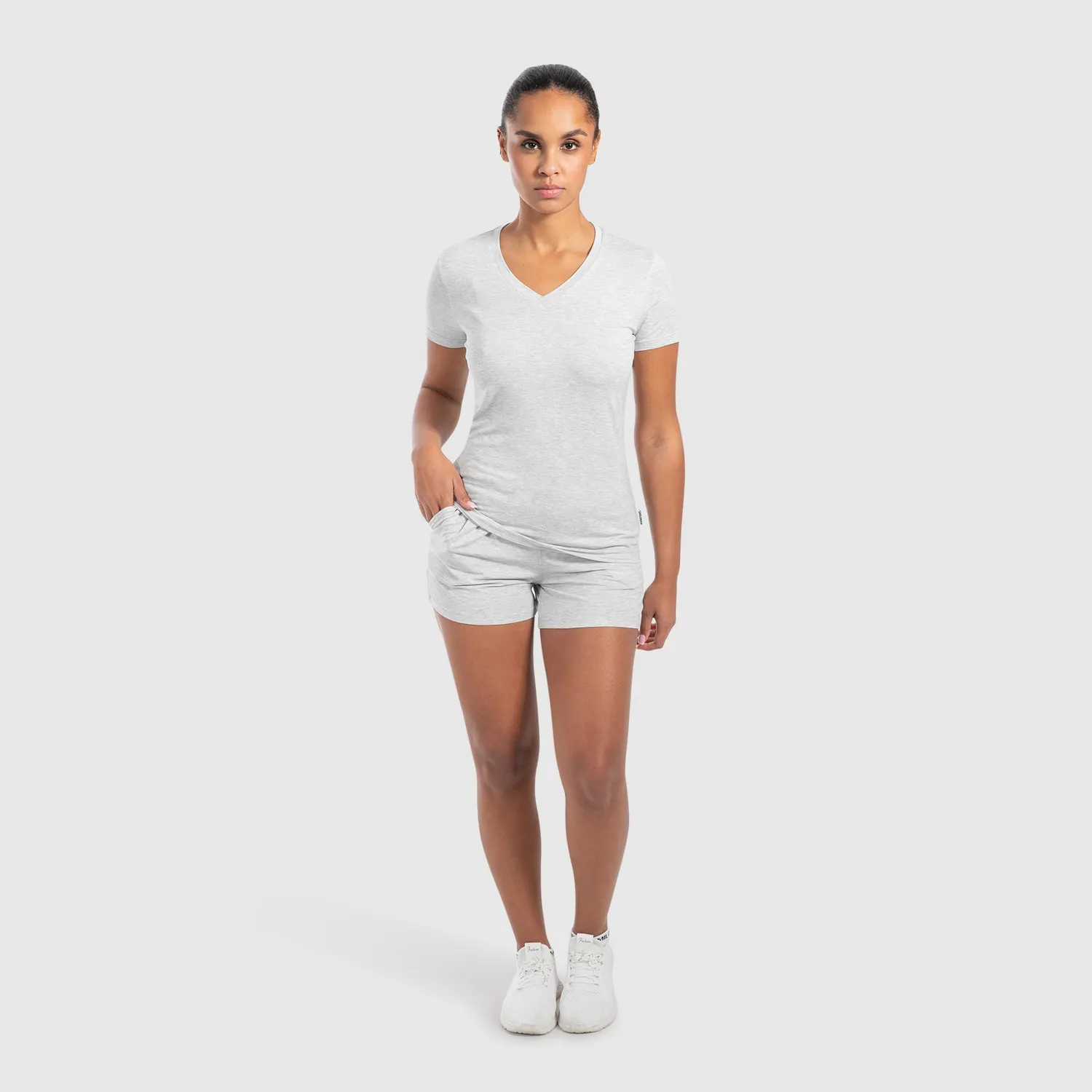 Smilodox Lunara Nela Modal T-Shirt Schwarz V-Neck