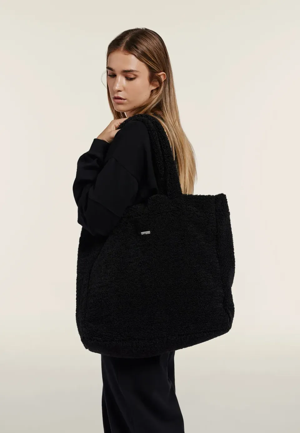 Freddy Tote Tasche Damen Schwarz Sherpa Plüsch