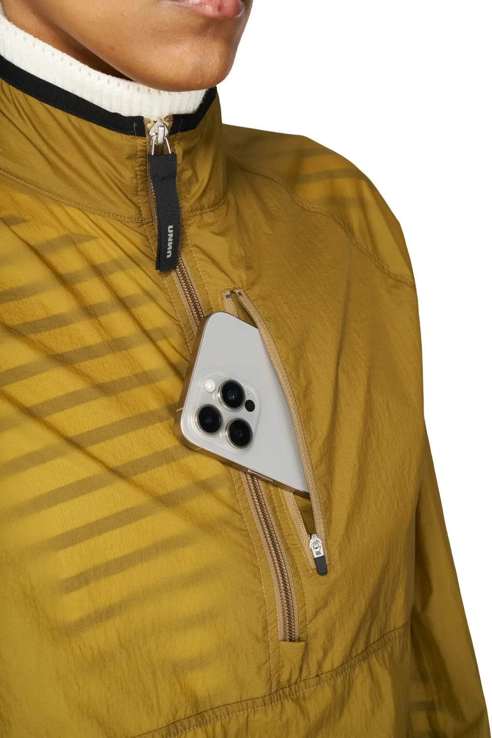 UNNA Smiles Windstopper W Laufjacke Gold Olive leicht