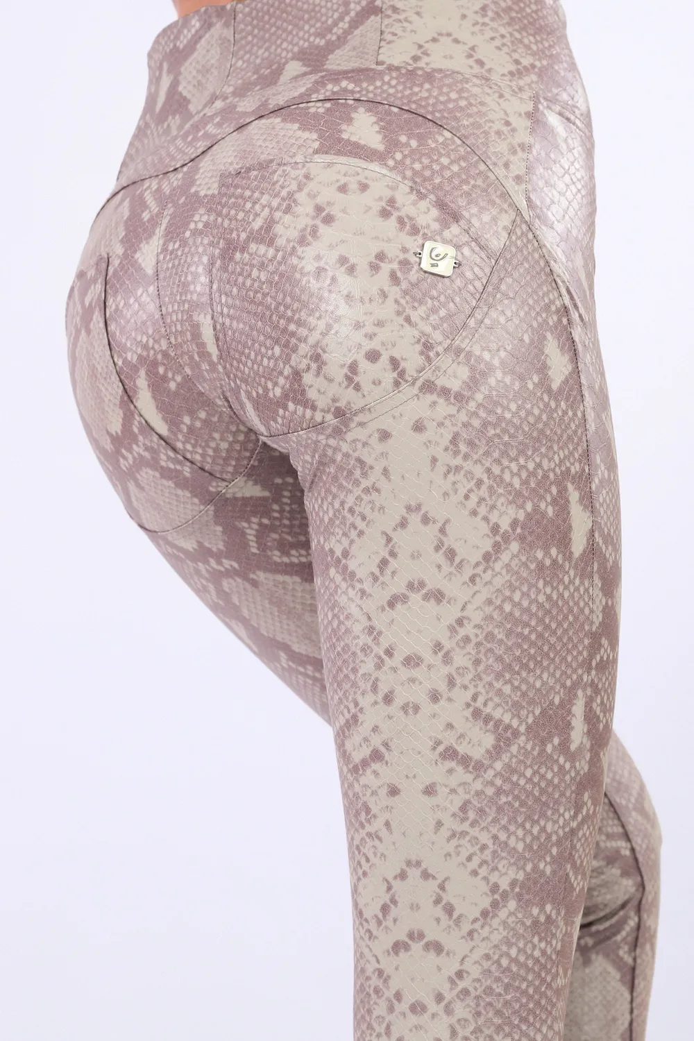 Freddy WR.UP Damen Leggings Reptile Bordeaux XS vegan