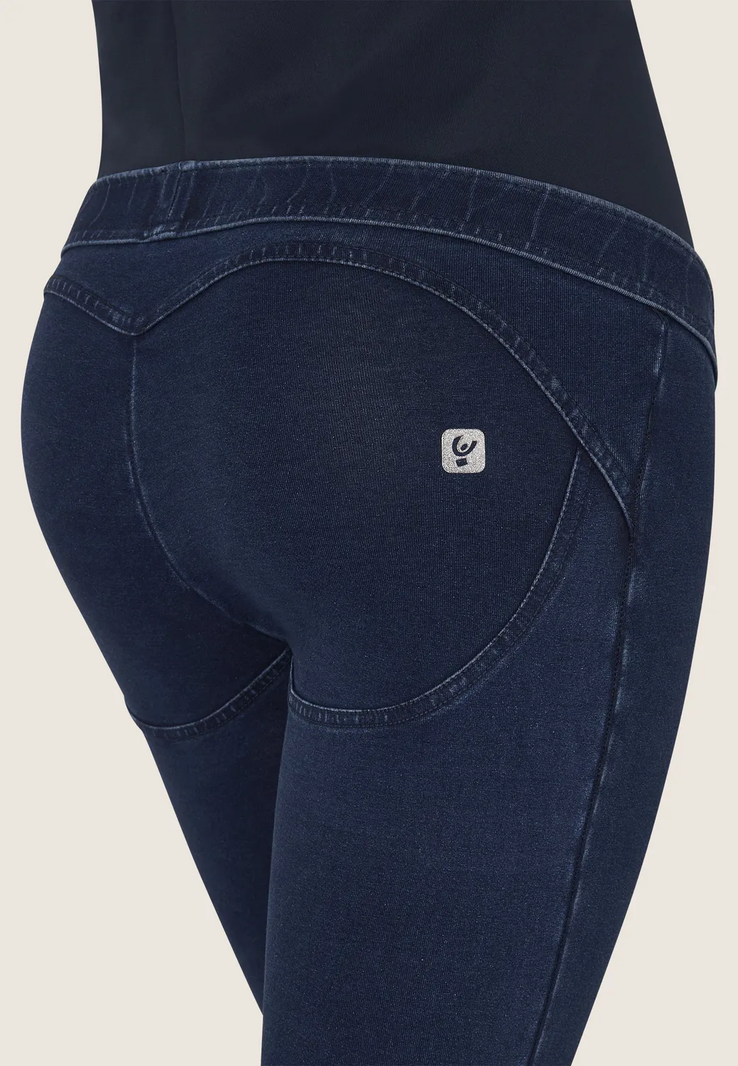 Freddy WR.UP Core Umstands-Jeggings Dark Jeans Jersey