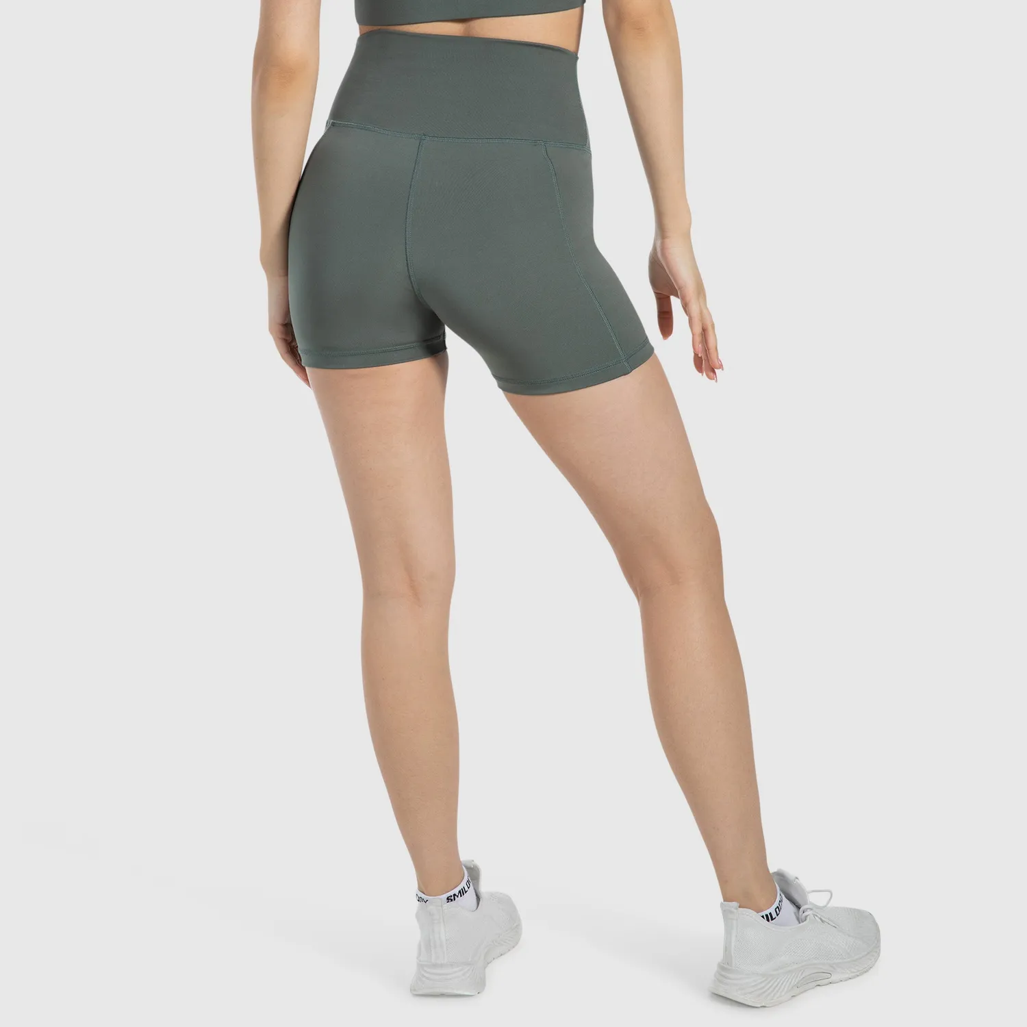 Smilodox Amaze Pro Lissa Shorts Damen figurbetont