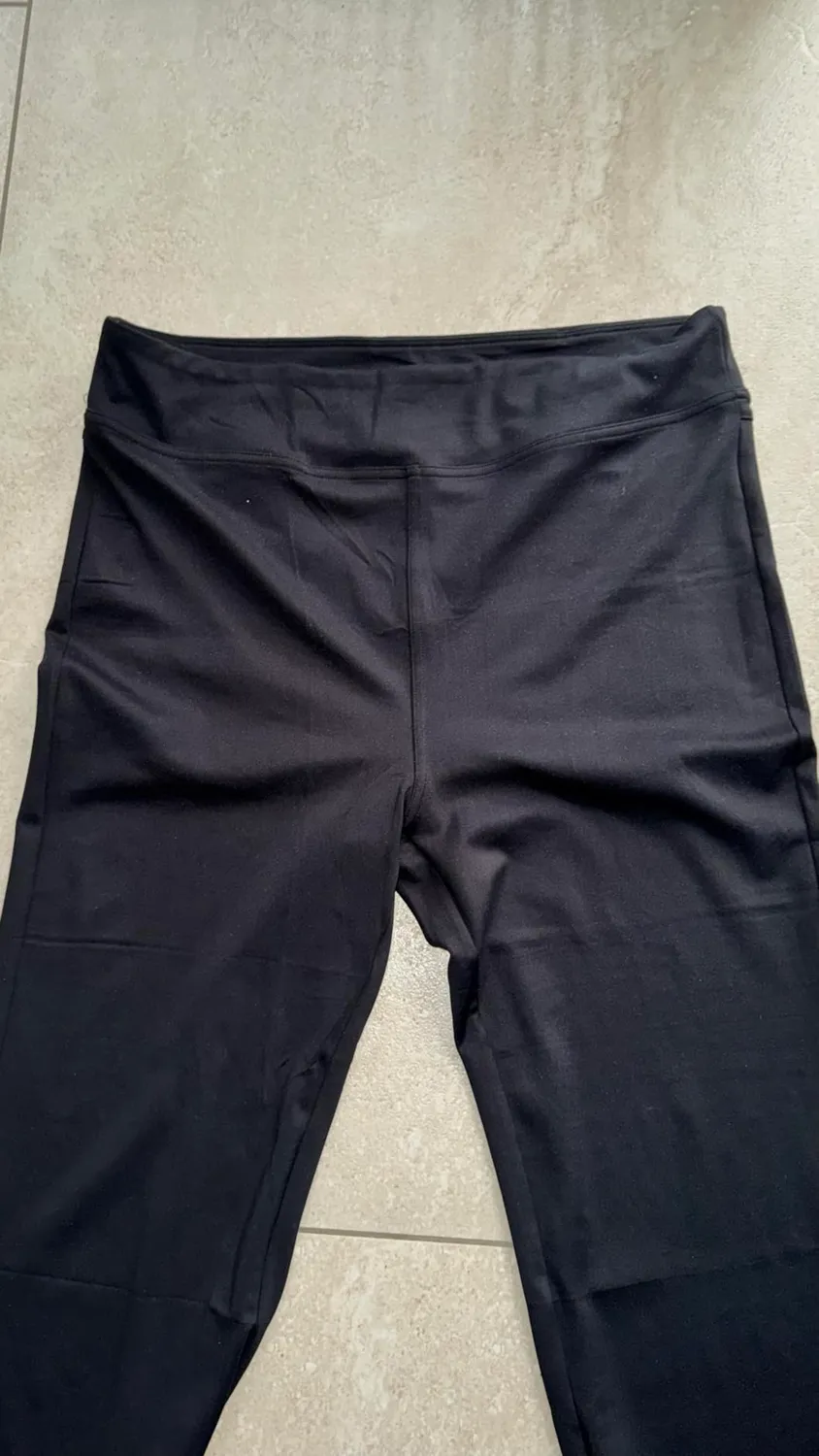 SINOPHANT Yogahose Flared High Waist Schwarz mit Taschen