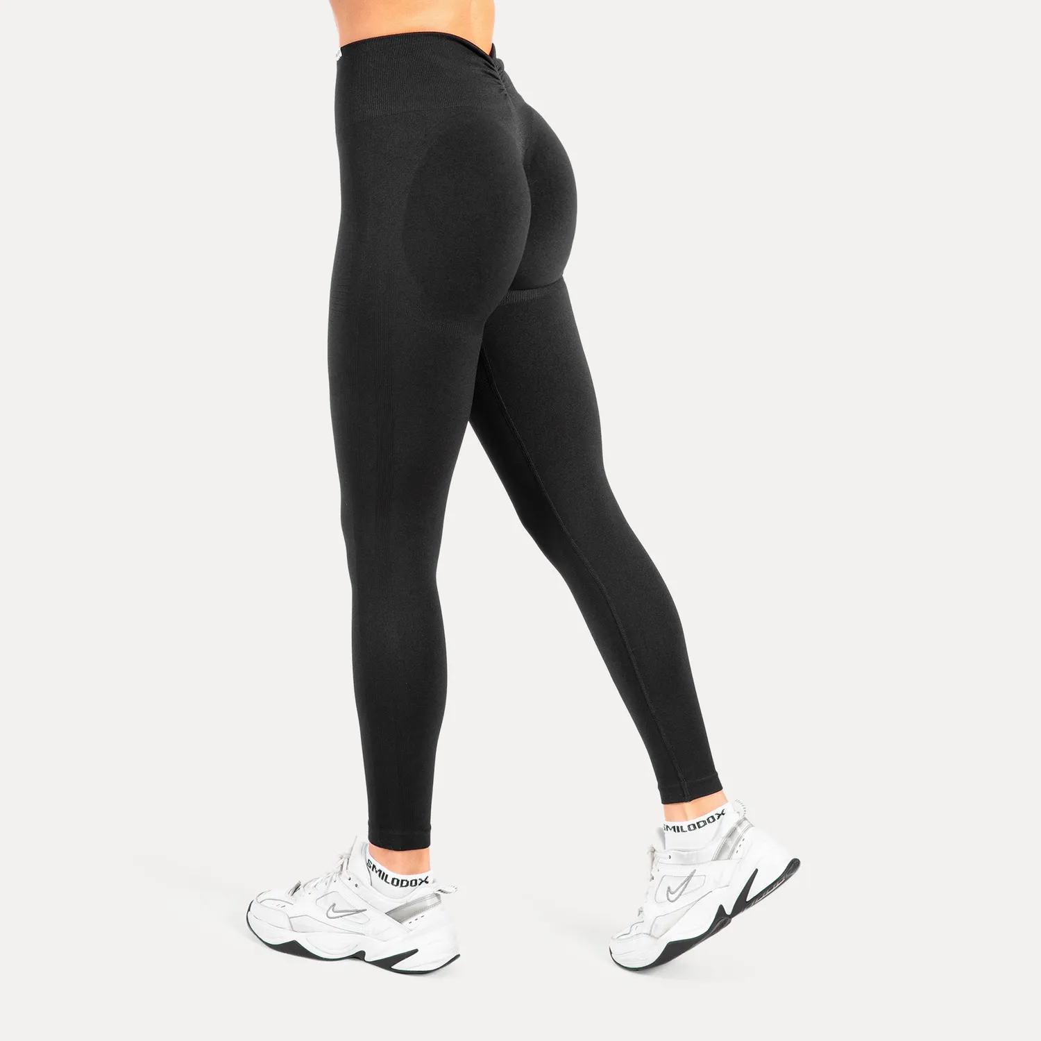 Smilodox Lesedi Seamless Scrunch Leggings Schwarz Formend