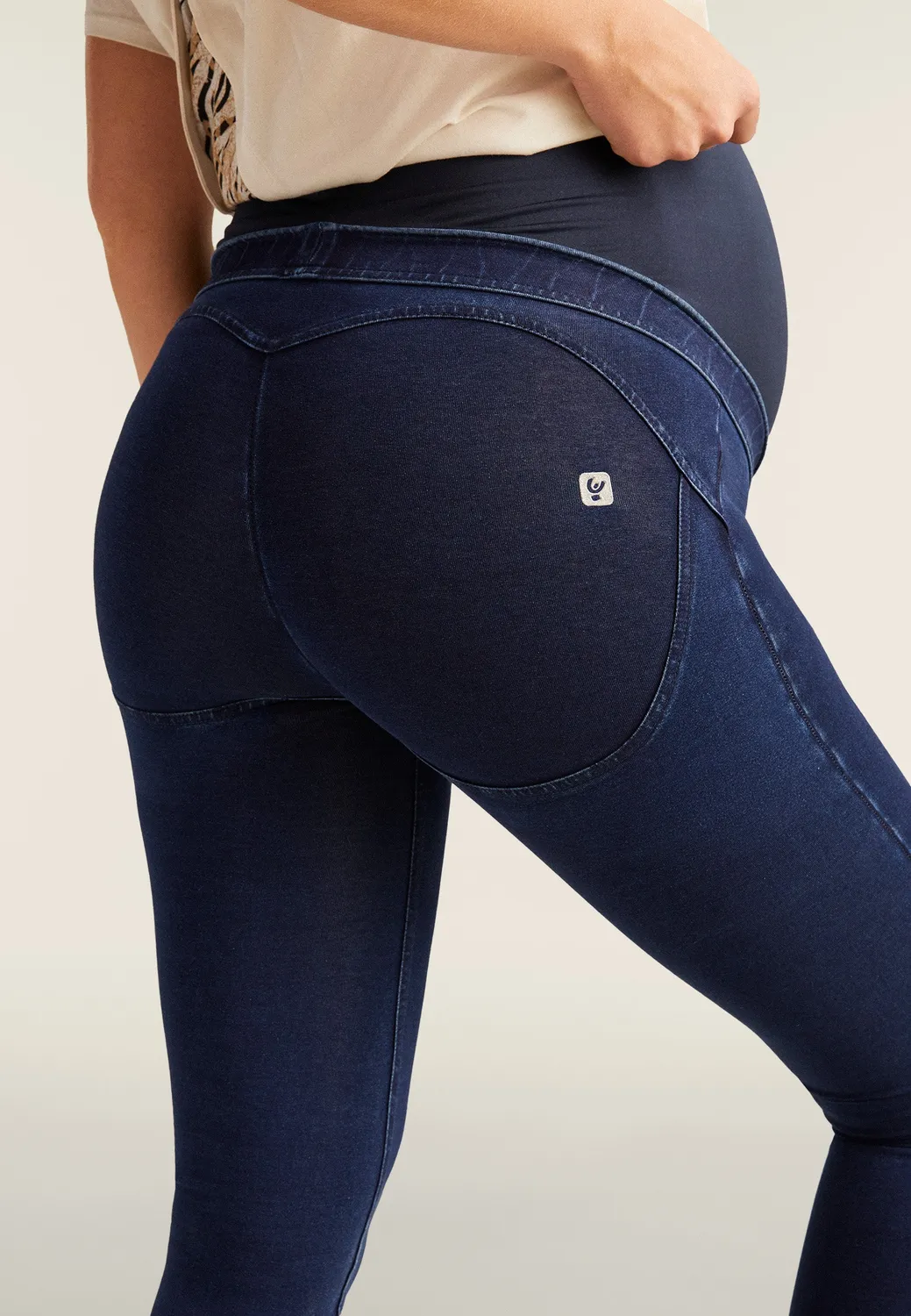Freddy WR.UP Core Umstands-Jeggings Dark Jeans Jersey