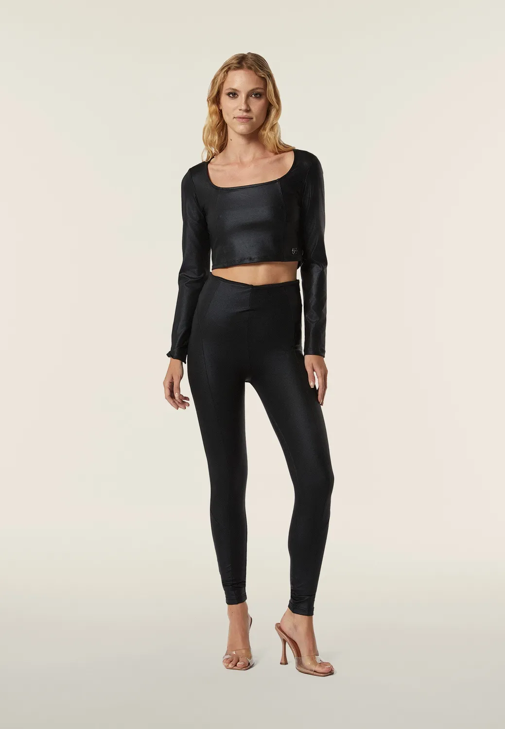 Freddy Wet Effect Crop Top Schwarz eckig